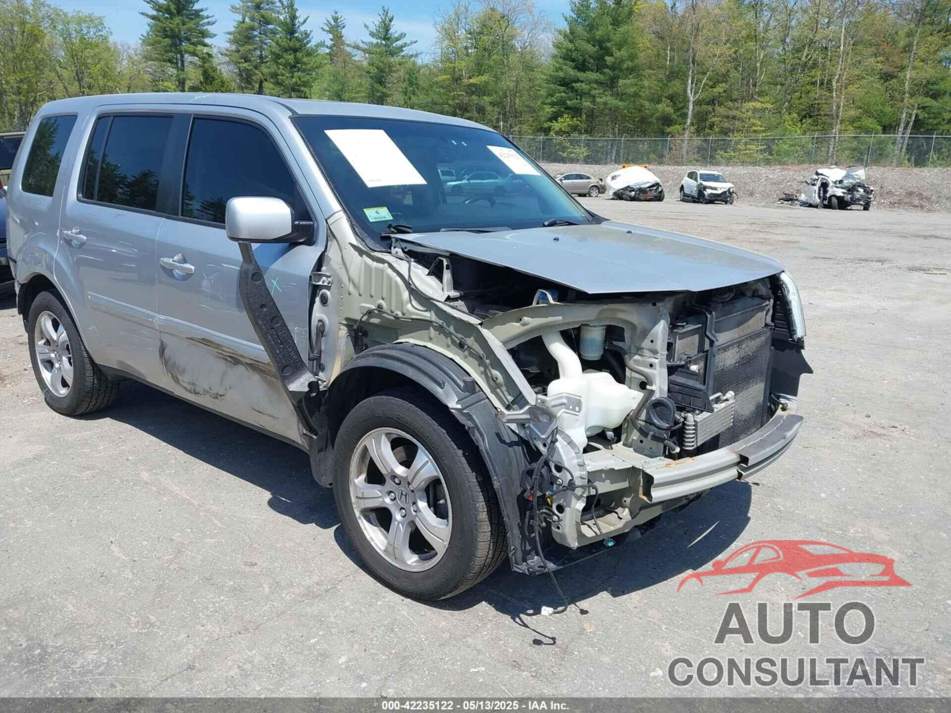 HONDA PILOT 2013 - 5FNYF4H77DB041565