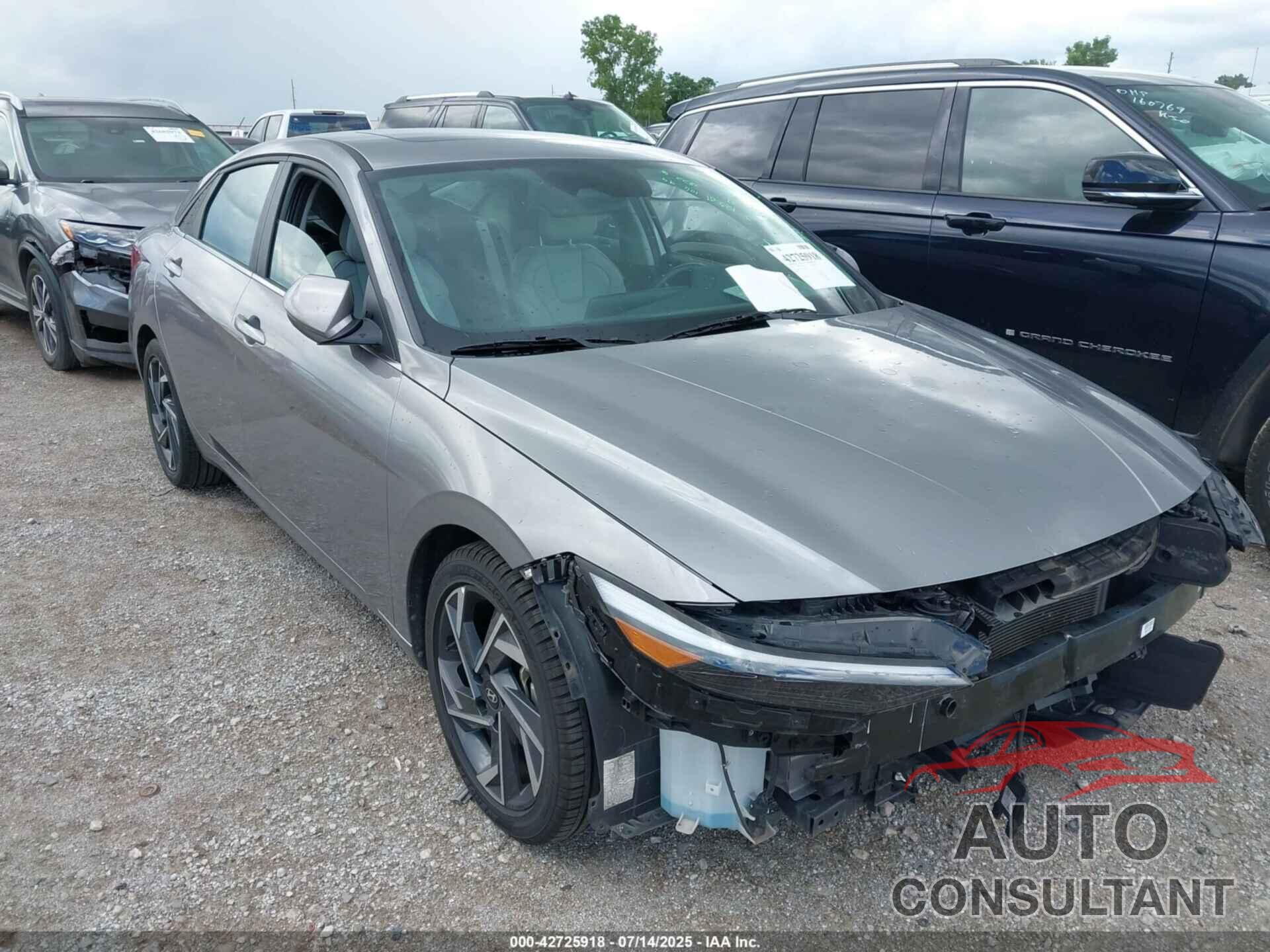 HYUNDAI ELANTRA 2024 - KMHLP4DG4RU740661