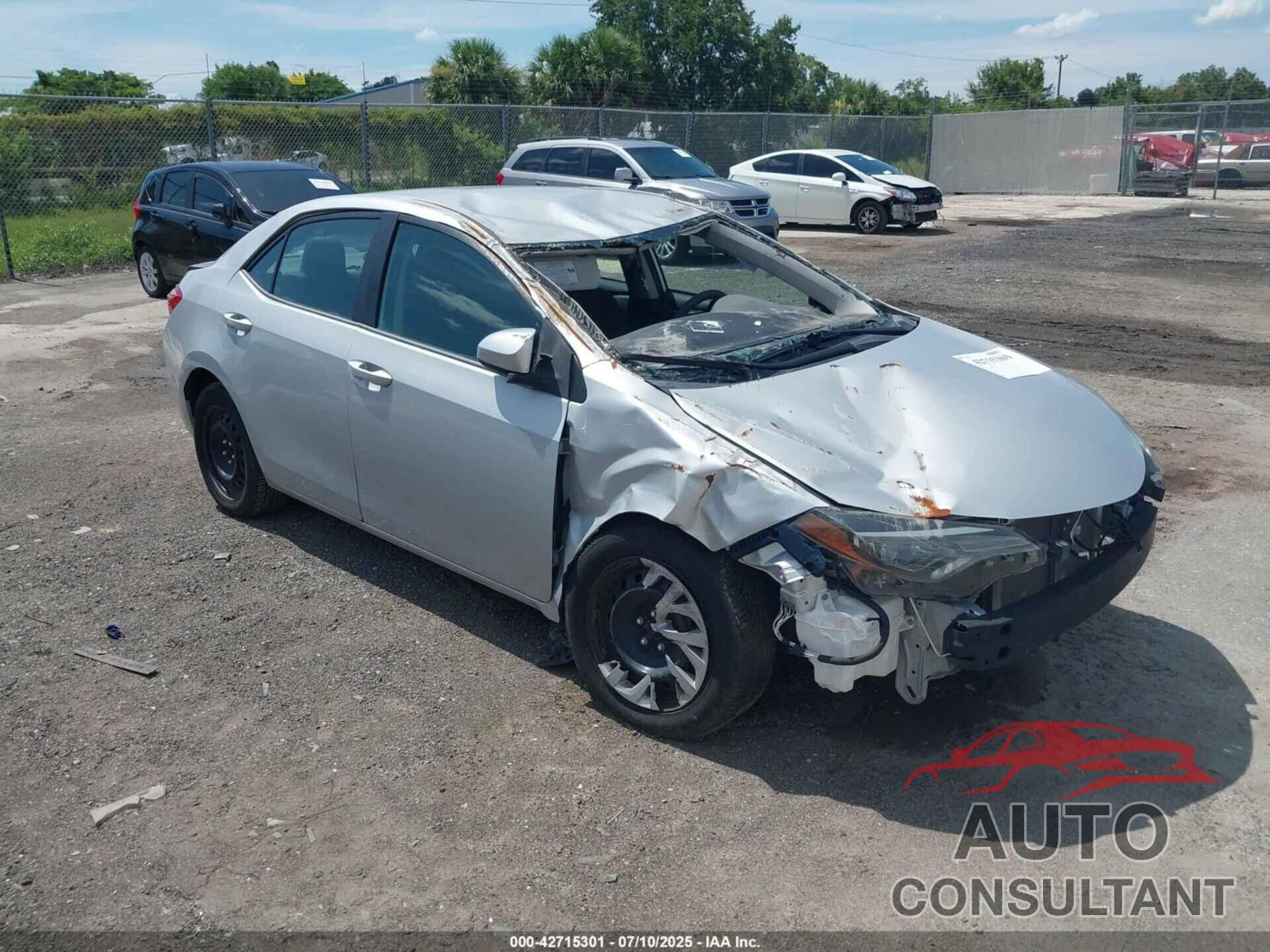 TOYOTA COROLLA 2018 - 2T1BURHE6JC068666