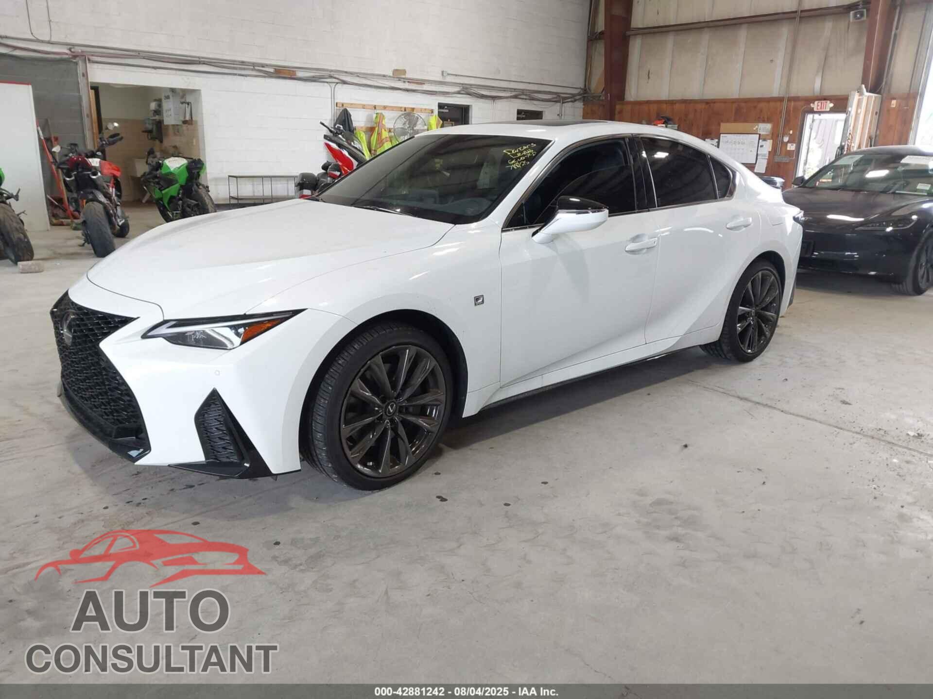 LEXUS IS 350 2024 - JTHGZ1E22R5036484