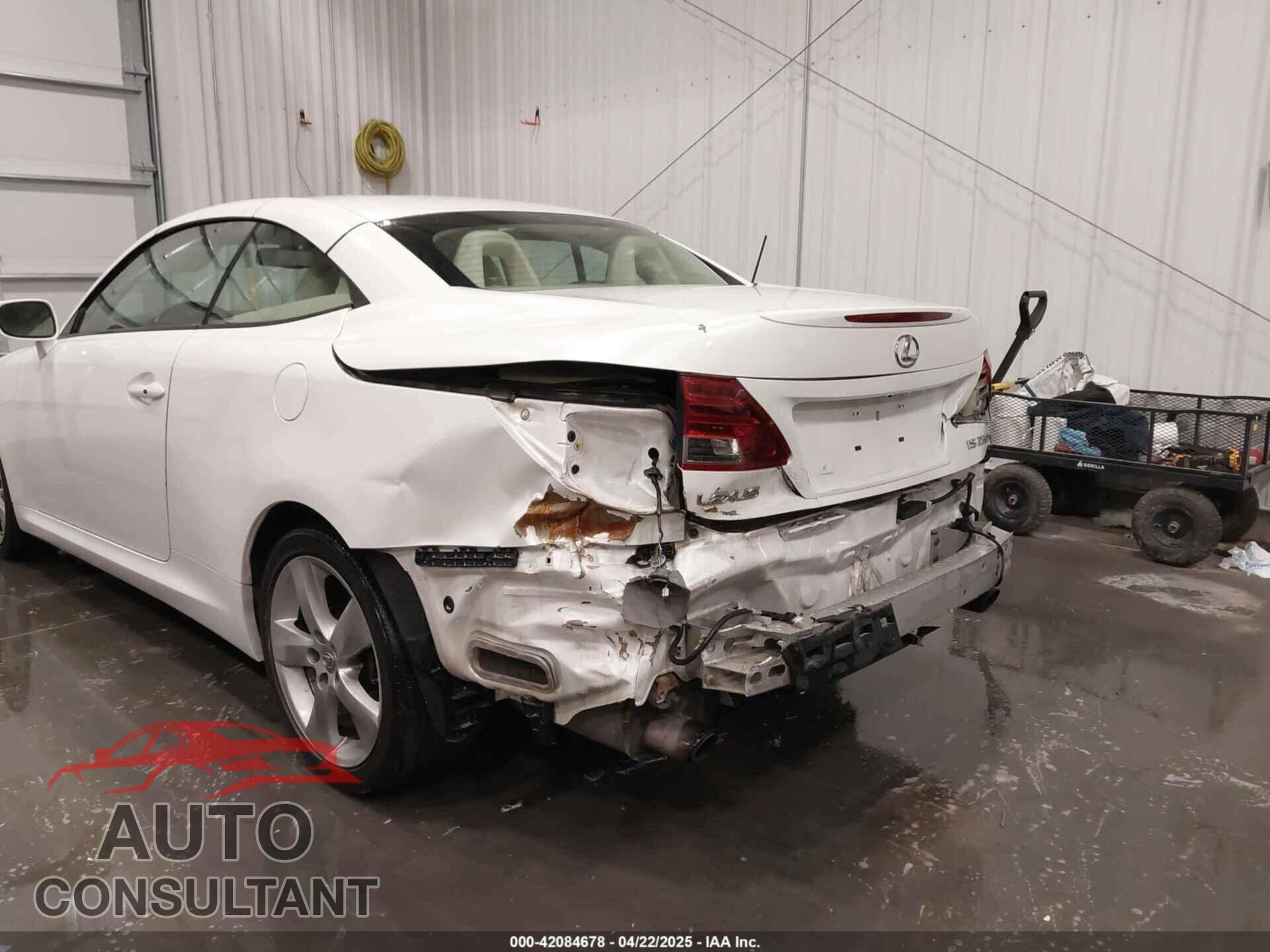 LEXUS IS 250C 2010 - JTHFF2C20A2513920
