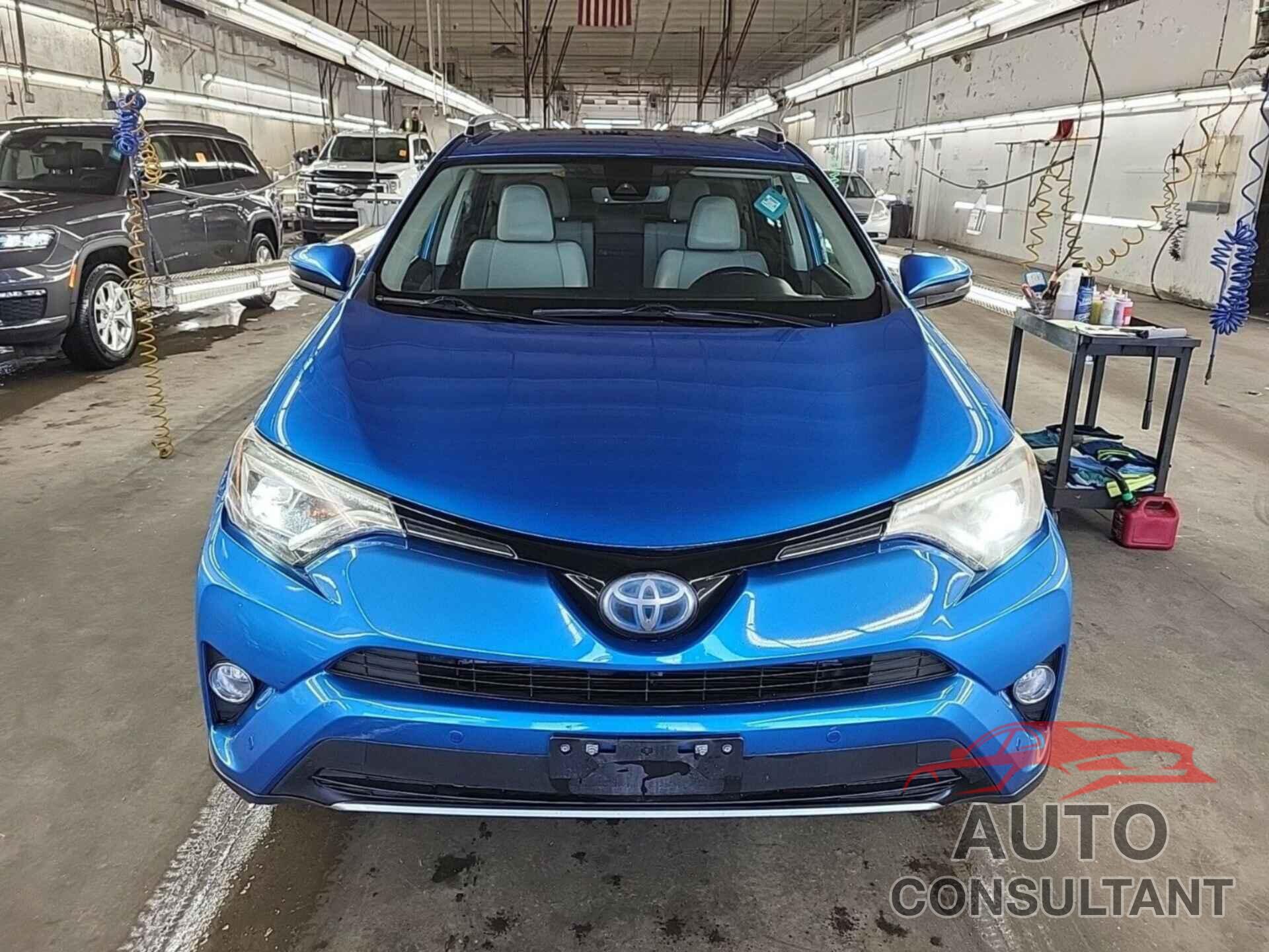 TOYOTA RAV4 HYBRID 2018 - JTMDJREV6JD184670