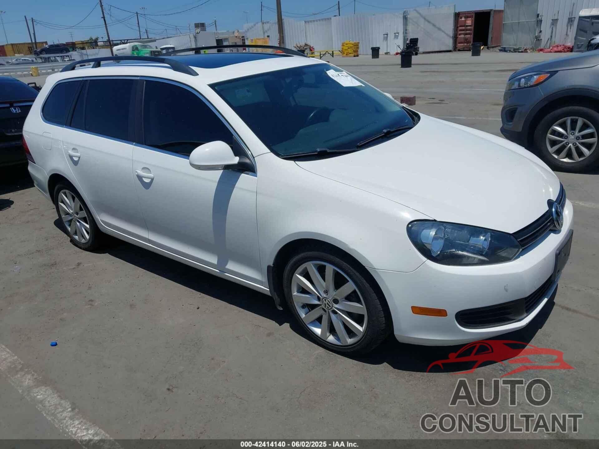 VOLKSWAGEN JETTA 2010 - 3VWTZ7AJ2AM693524