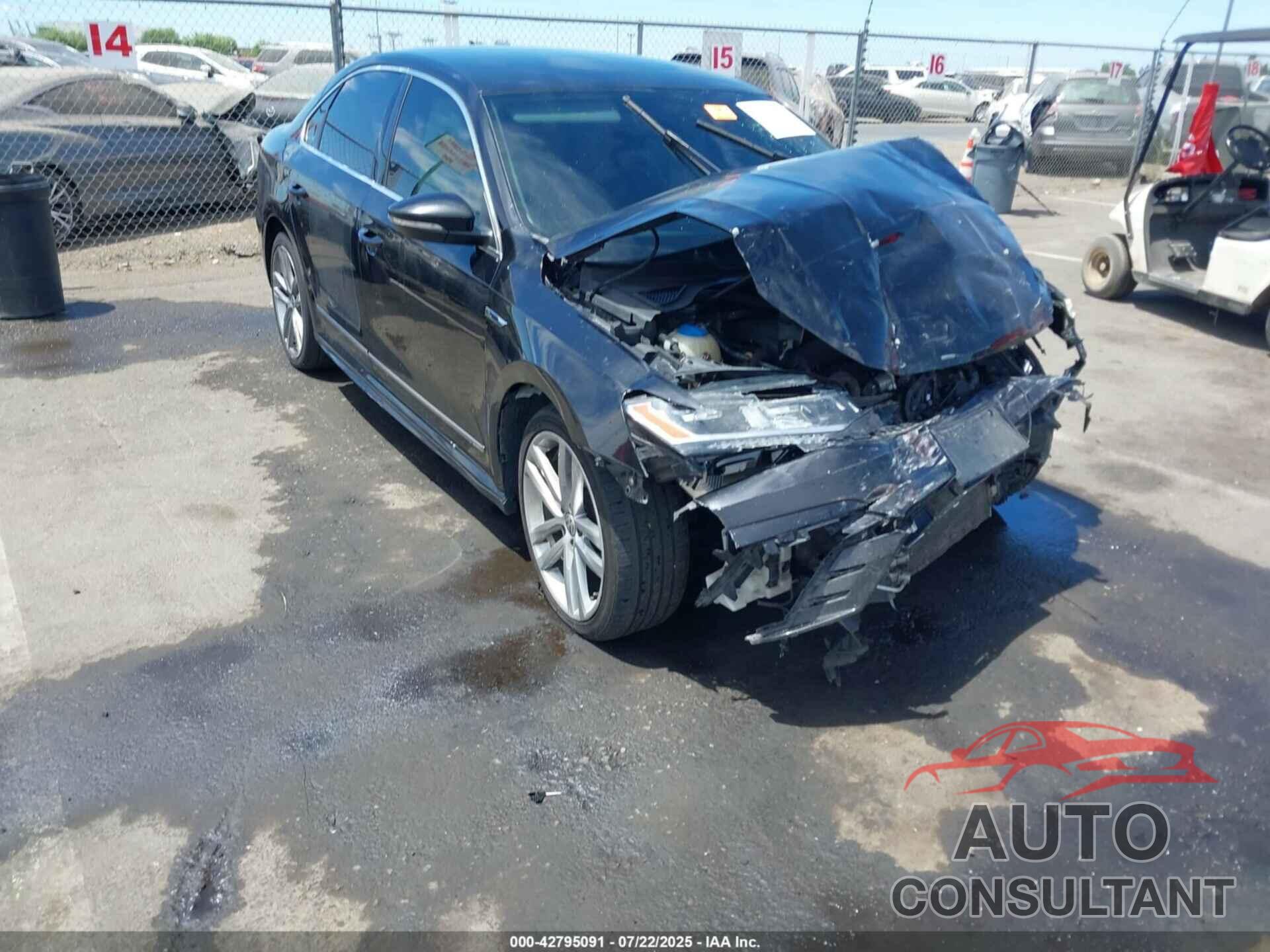 VOLKSWAGEN PASSAT 2017 - 1VWDT7A3XHC010889