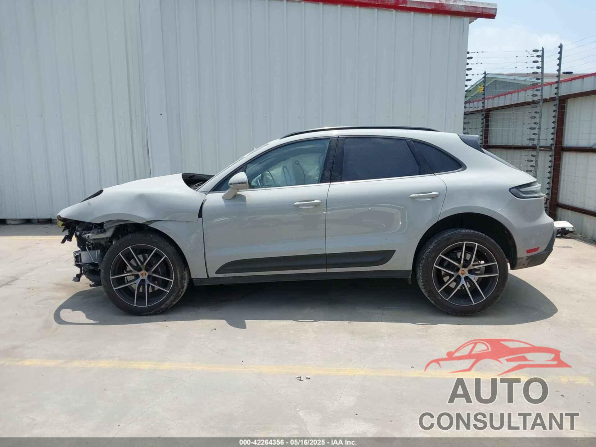 PORSCHE MACAN 2022 - WP1AA2A56NLB11535