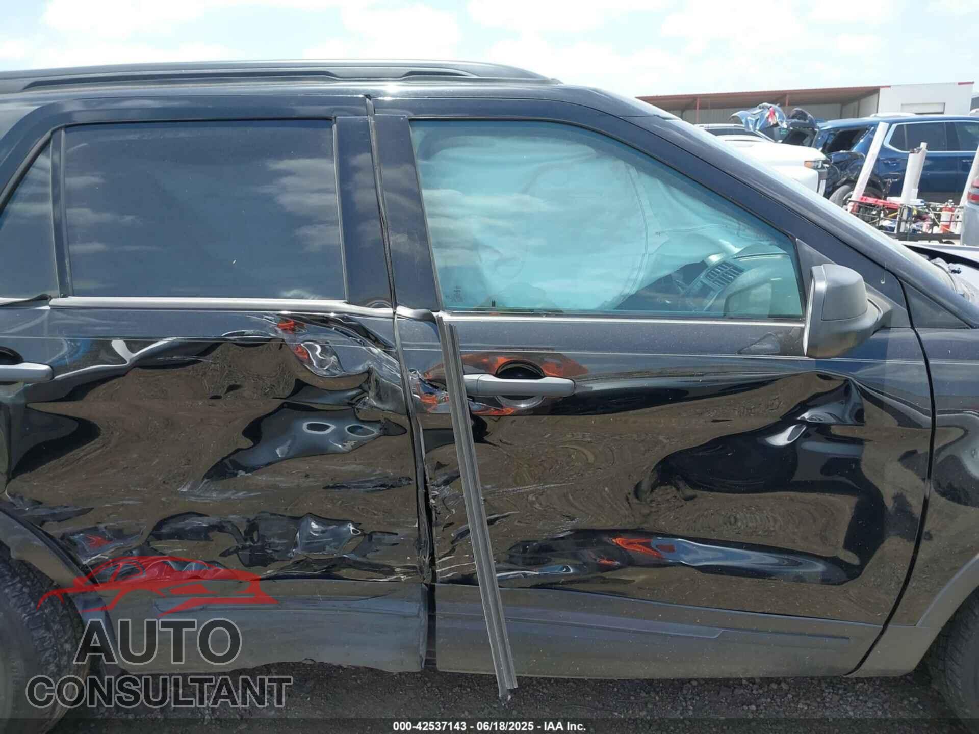 FORD EXPLORER 2018 - 1FM5K7B85JGB55613