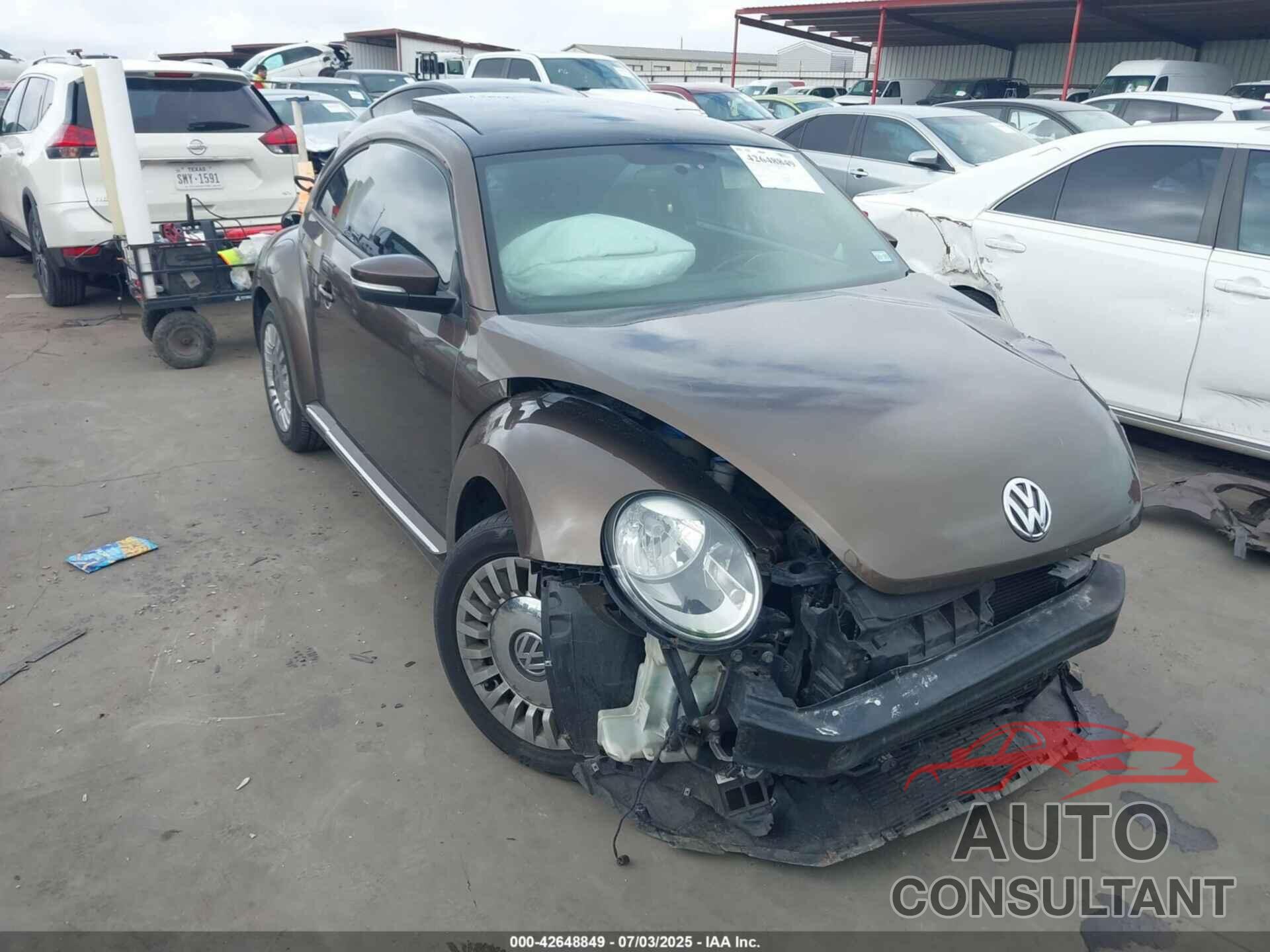 VOLKSWAGEN BEETLE 2013 - 3VWHX7AT0DM685648