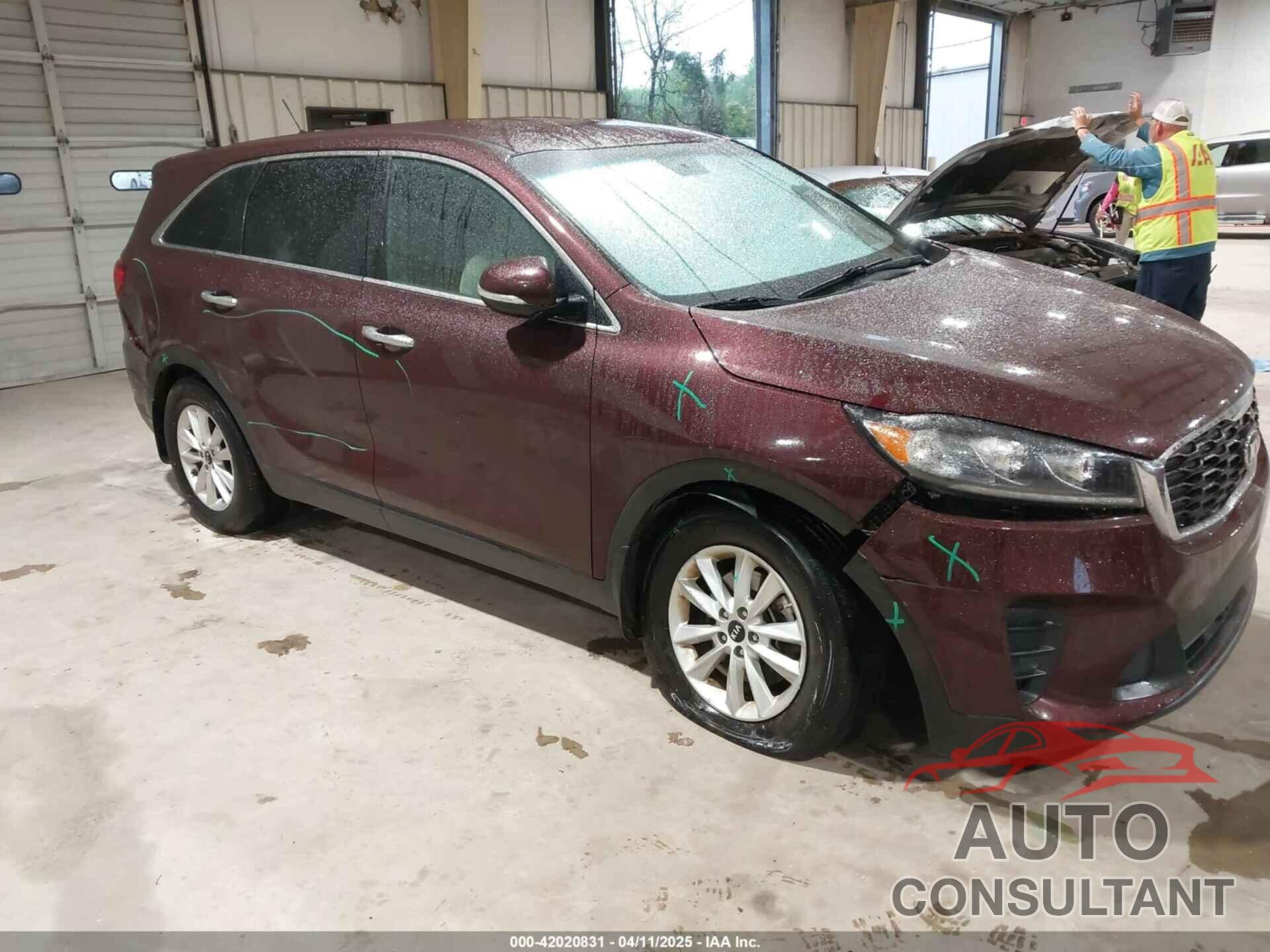 KIA SORENTO 2019 - 5XYPG4A34KG548624