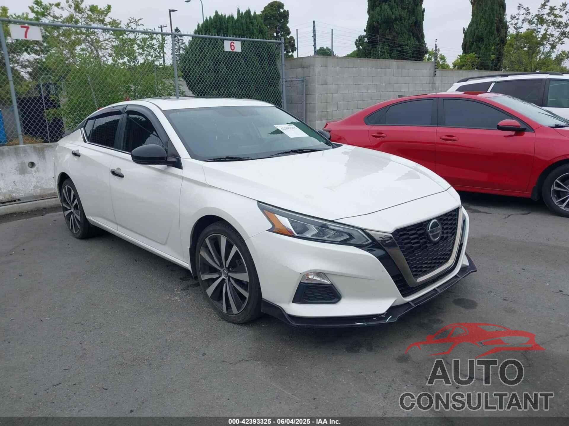 NISSAN ALTIMA 2019 - 1N4BL4CW6KC259204