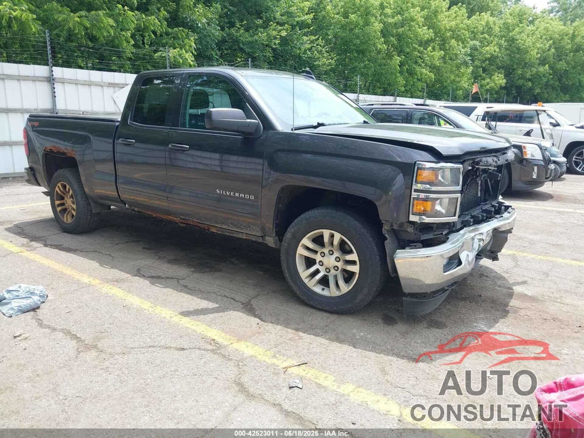 CHEVROLET SILVERADO 1500 2015 - 1GCVKREC5FZ211920