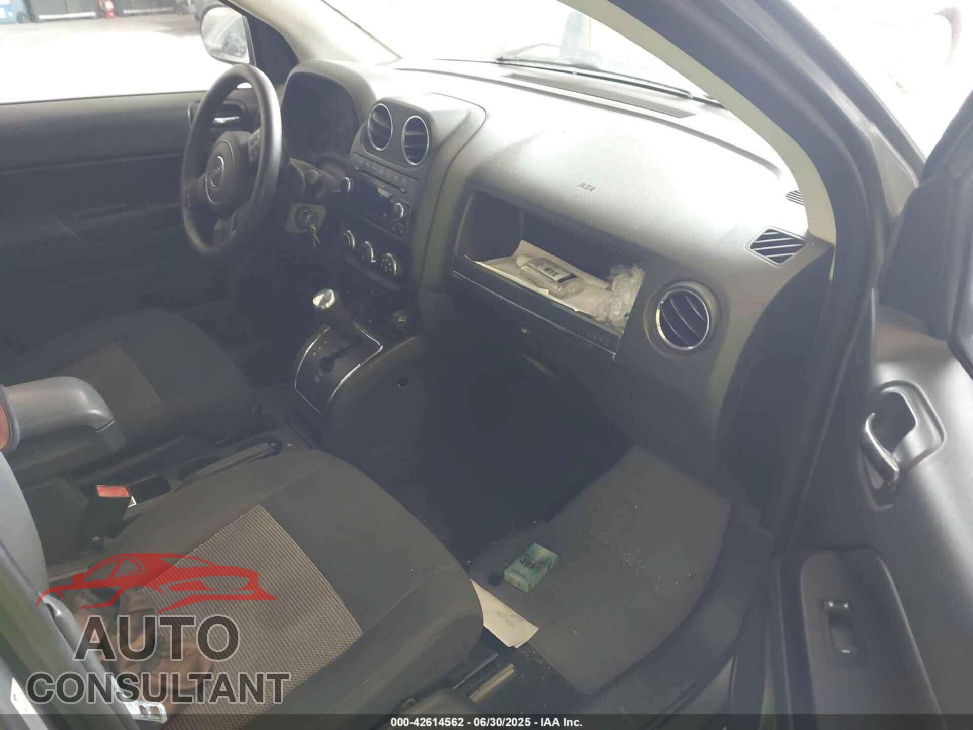 JEEP COMPASS 2012 - 1C4NJDBB6CD675793