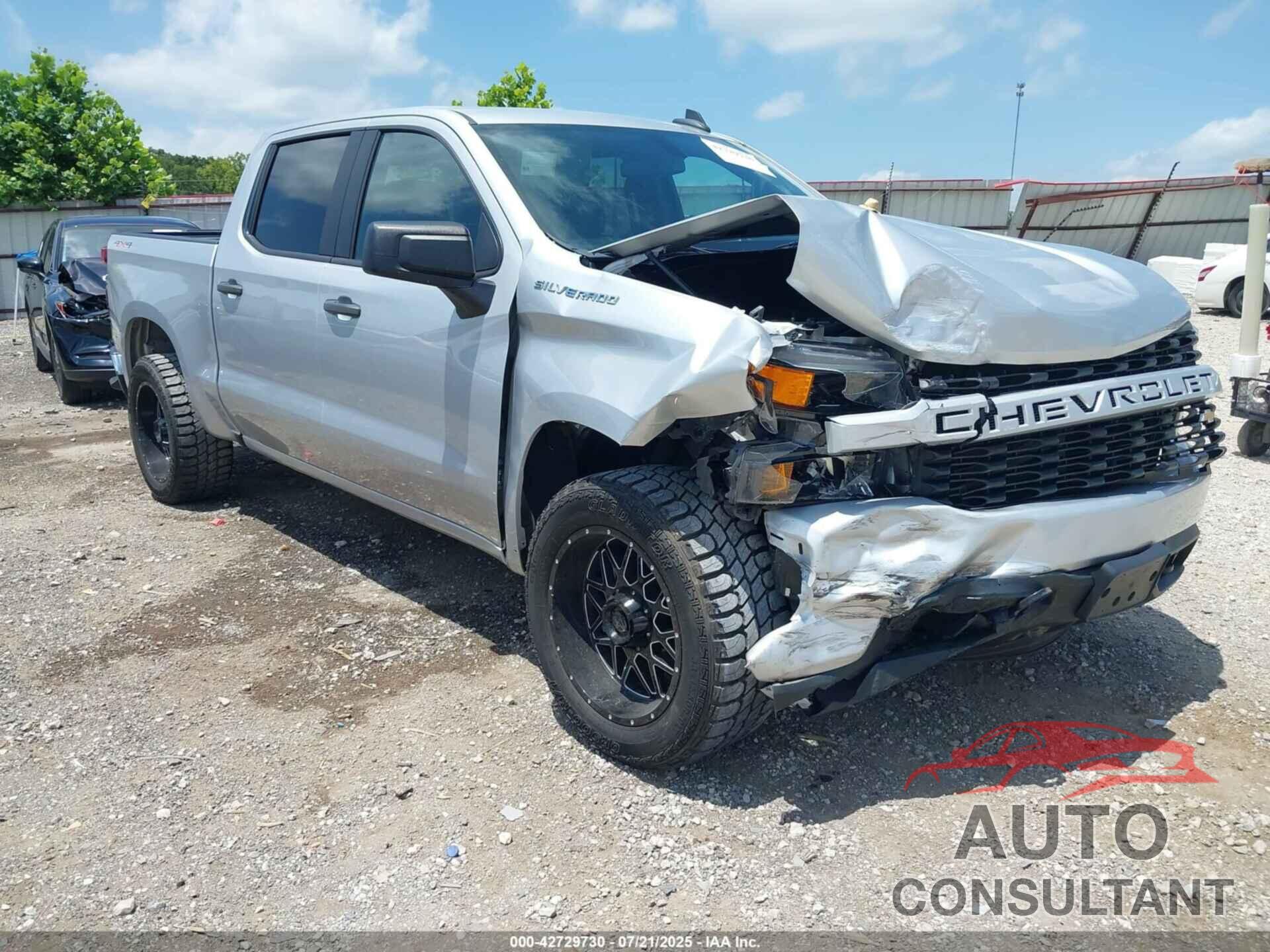 CHEVROLET SILVERADO 1500 2020 - 1GCPYBEK5LZ182789