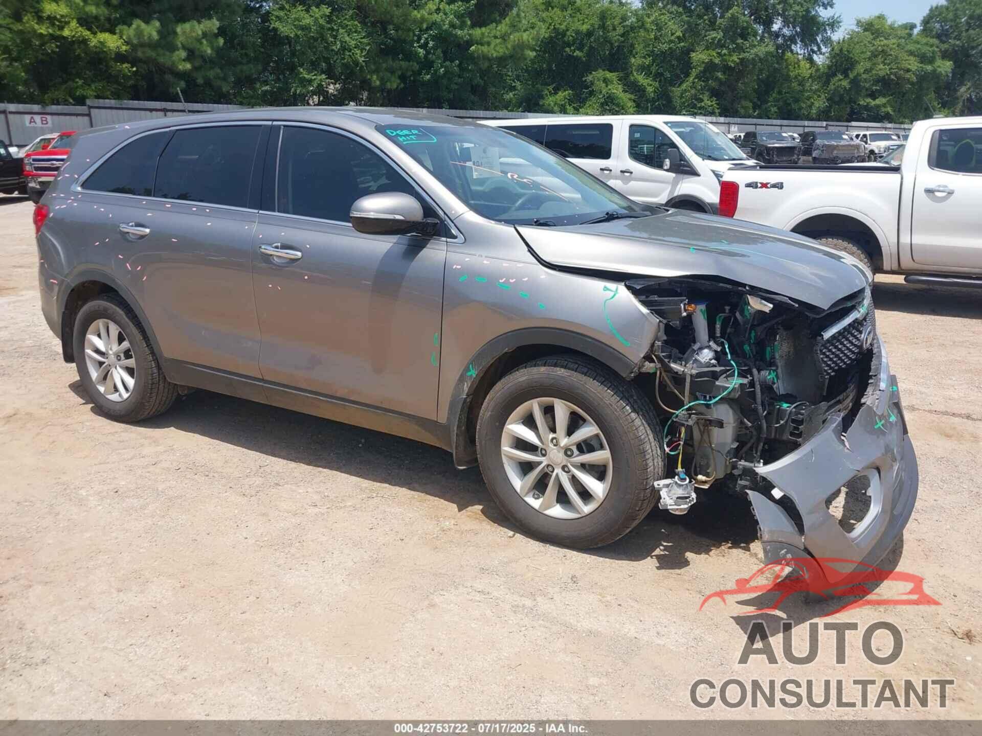 KIA SORENTO 2018 - 5XYPG4A34JG431687