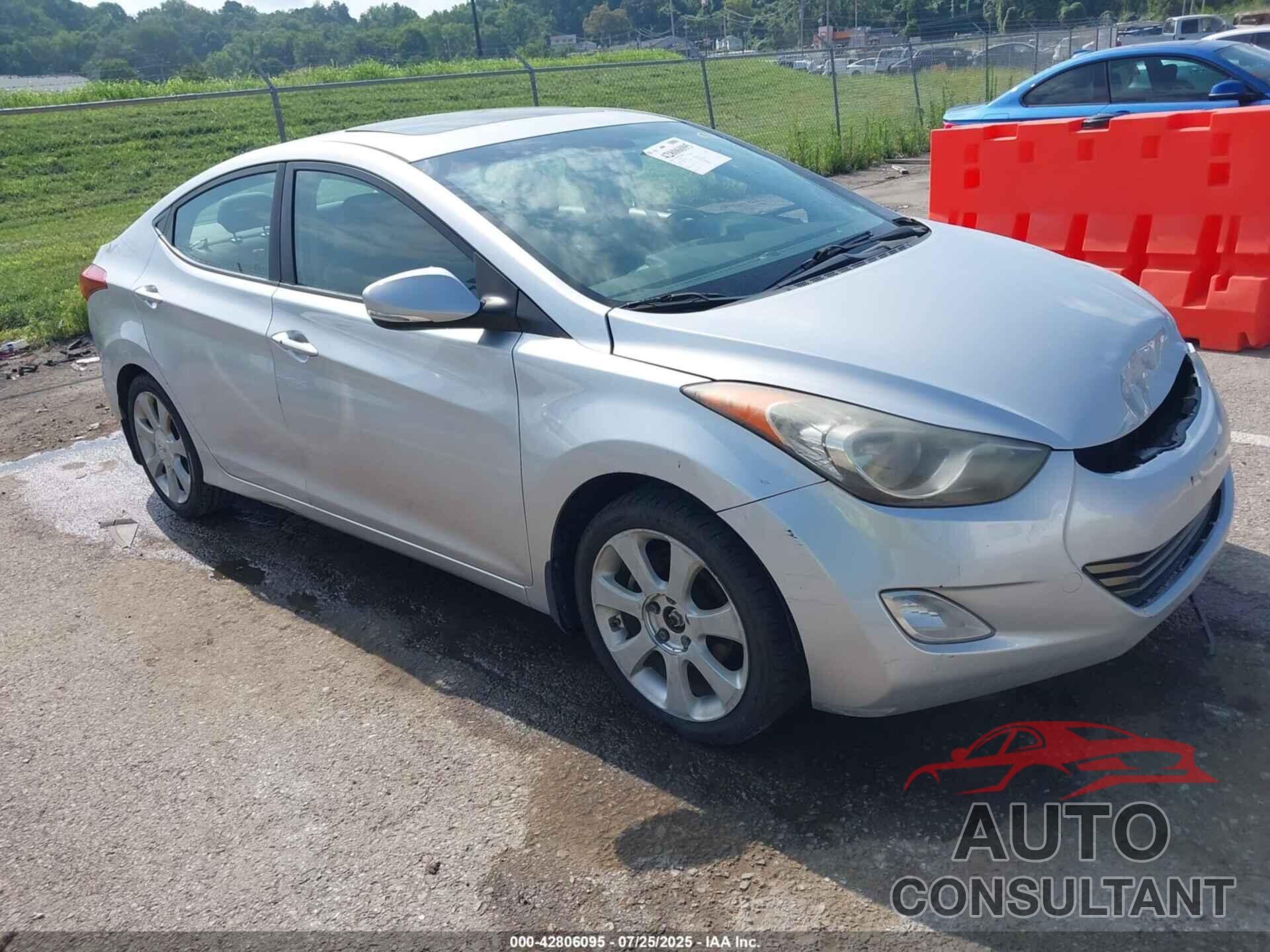 HYUNDAI ELANTRA 2012 - KMHDH4AE4CU414063