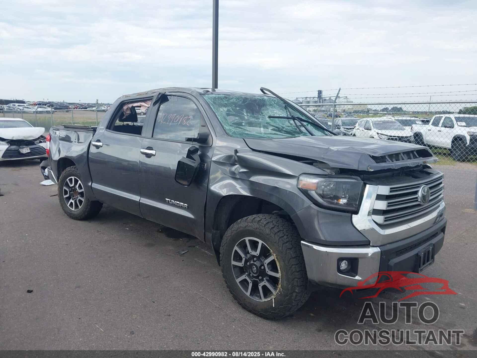 TOYOTA TUNDRA 2019 - 5TFHY5F14KX827664
