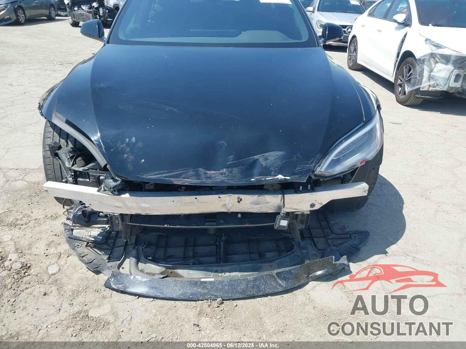 TESLA MODEL S 2022 - 5YJSA1E54NF458973