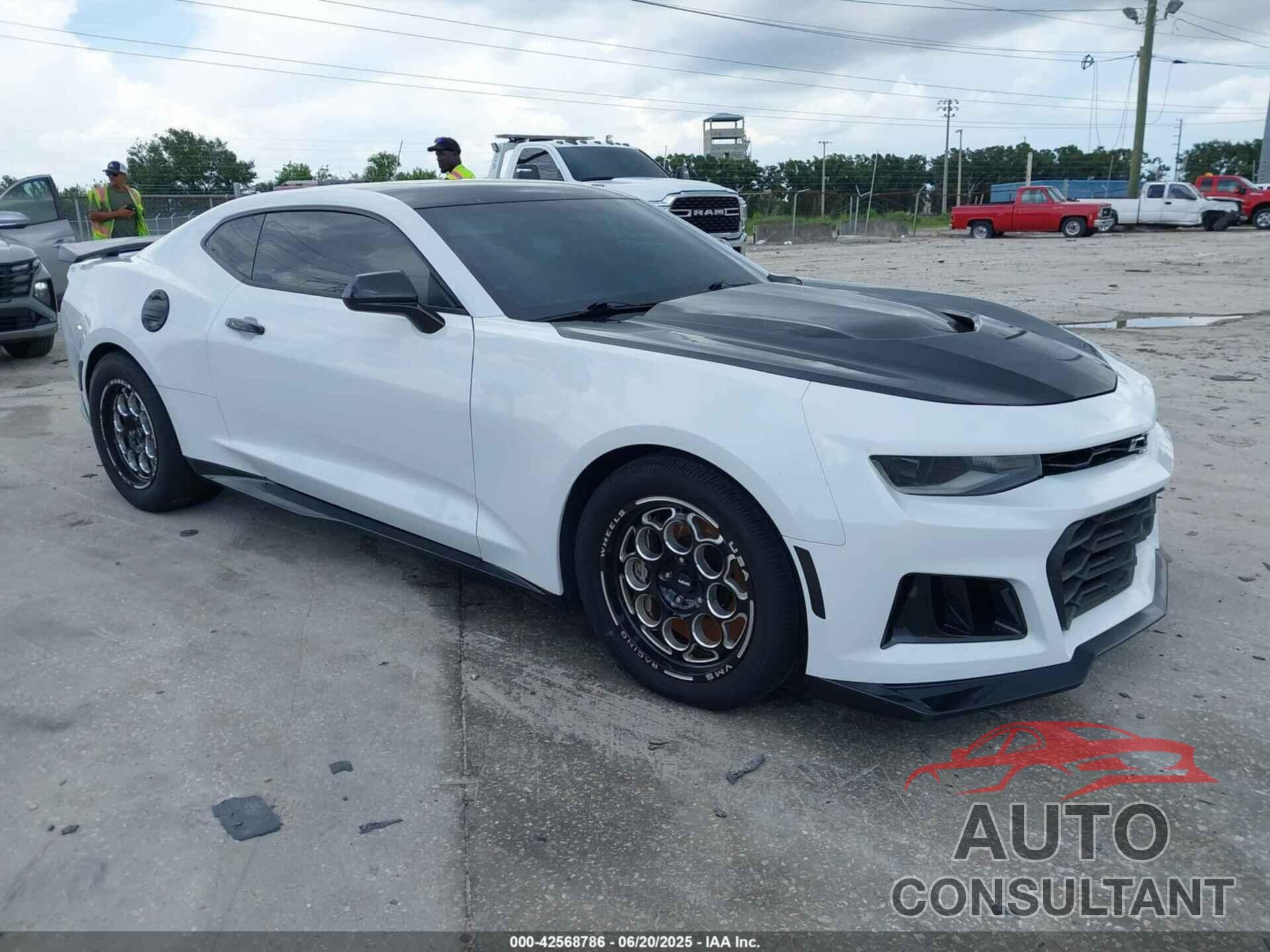 CHEVROLET CAMARO 2017 - 1G1FJ1R65H0181556