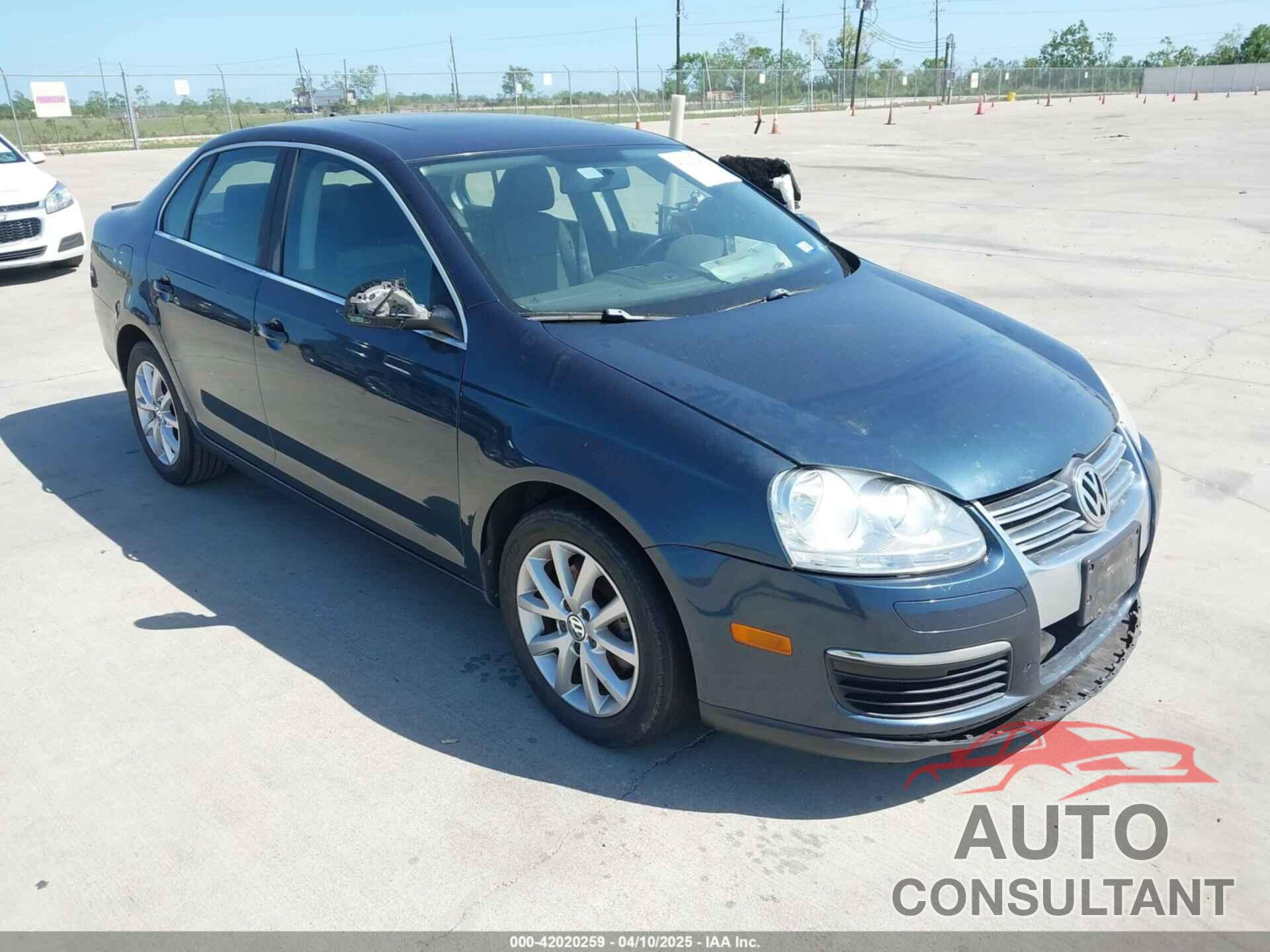 VOLKSWAGEN JETTA 2010 - 3VWRX7AJ1AM014794