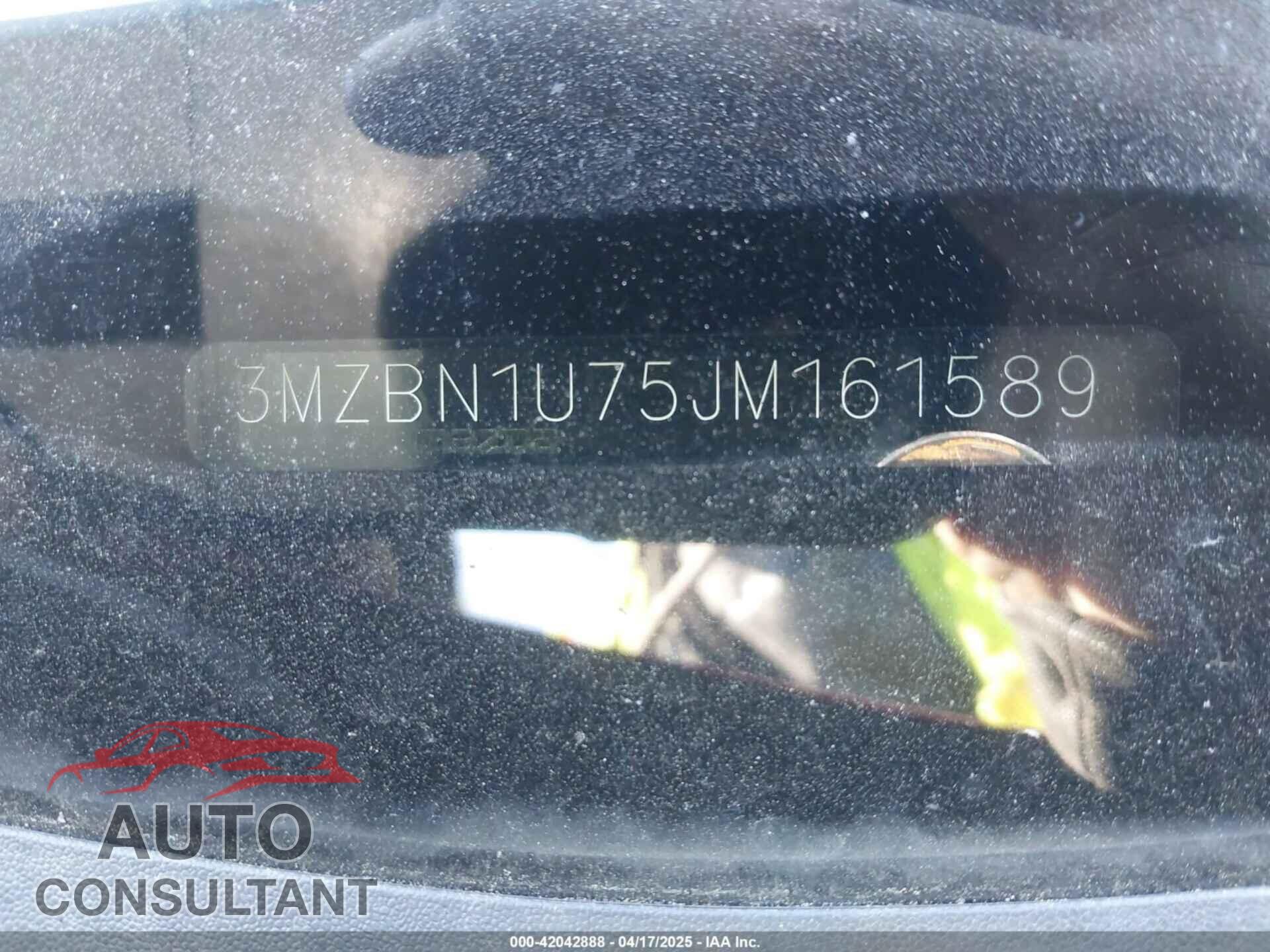 MAZDA MAZDA3 2018 - 3MZBN1U75JM161589