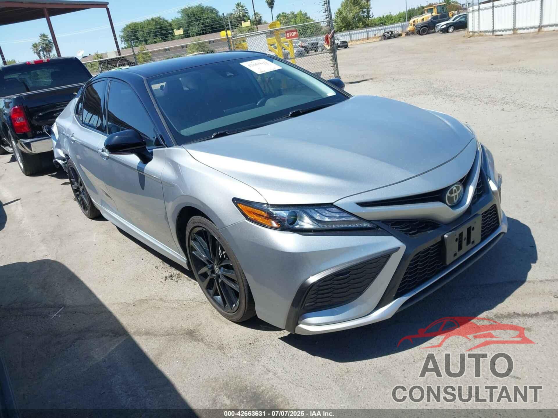 TOYOTA CAMRY 2022 - 4T1K61AK7NU017709
