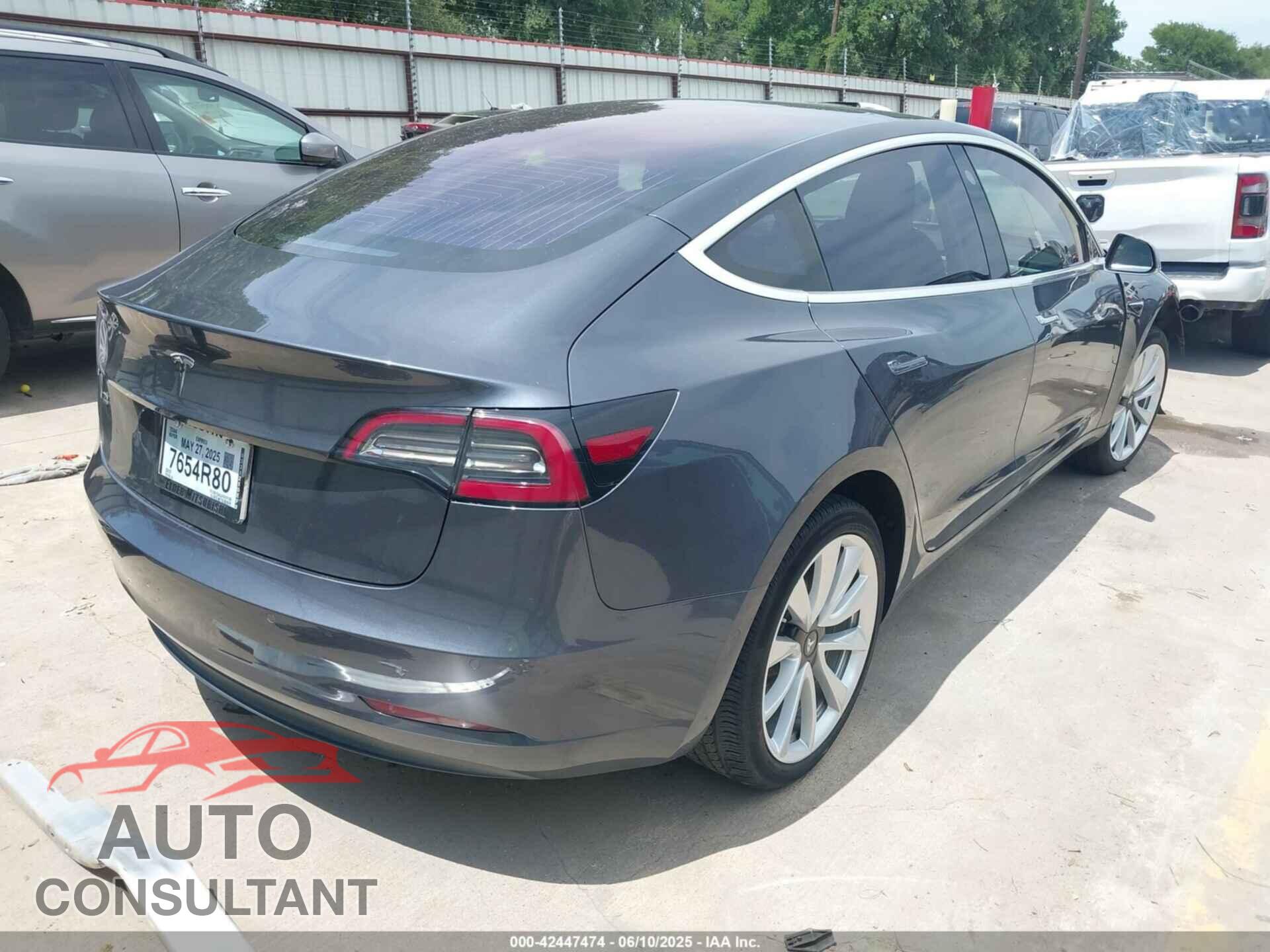 TESLA MODEL 3 2018 - 5YJ3E1EA5JF020138