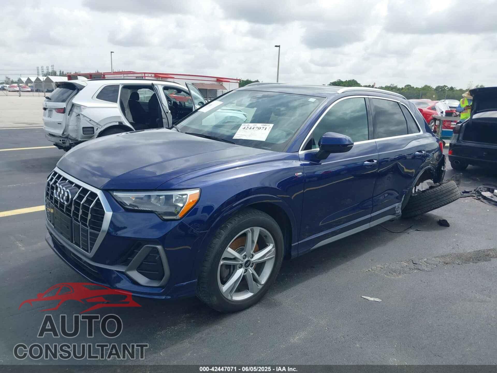 AUDI Q3 2021 - WA1DECF39M1030663