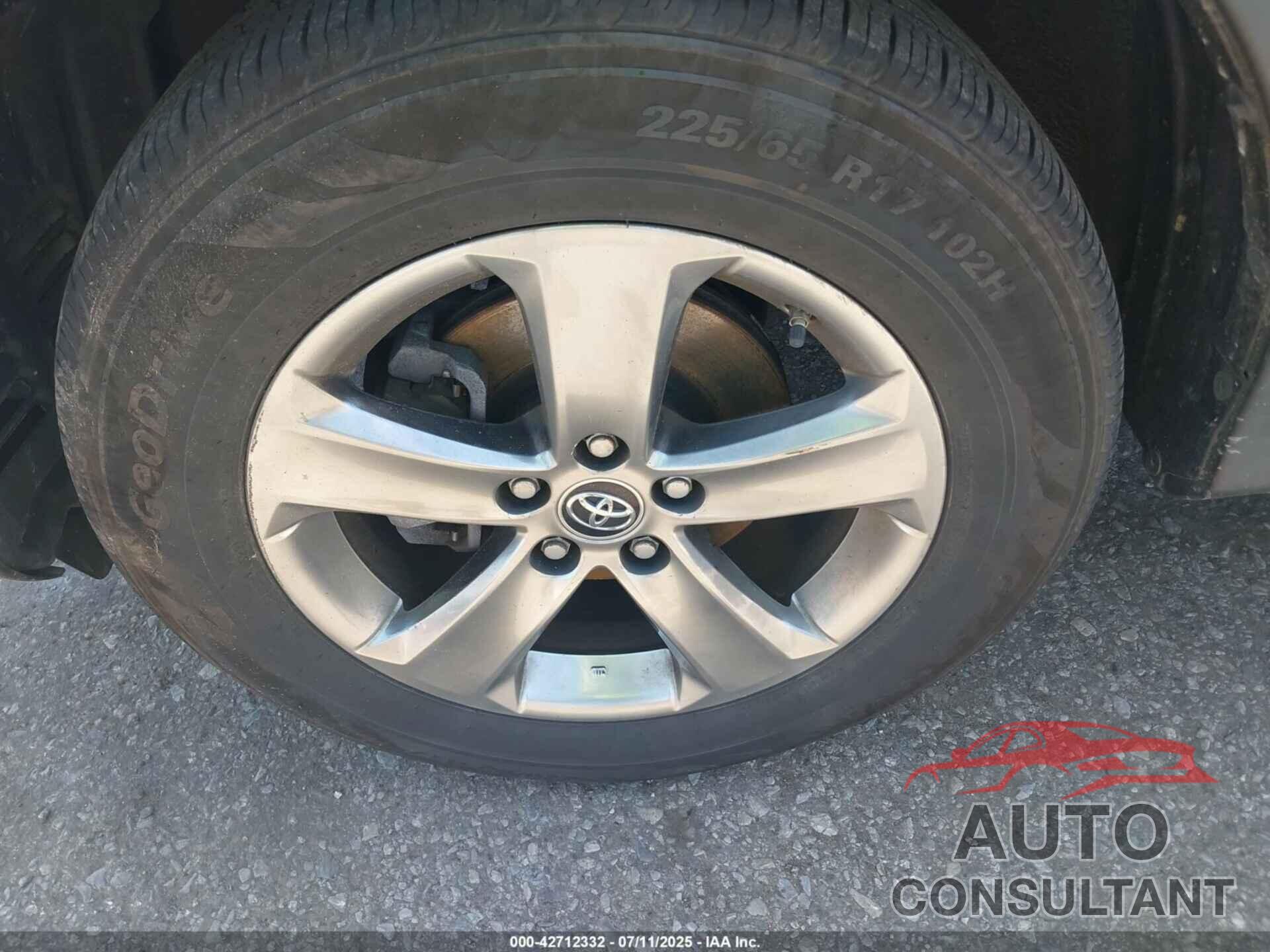 TOYOTA RAV4 2015 - JTMWFREV2FJ051794