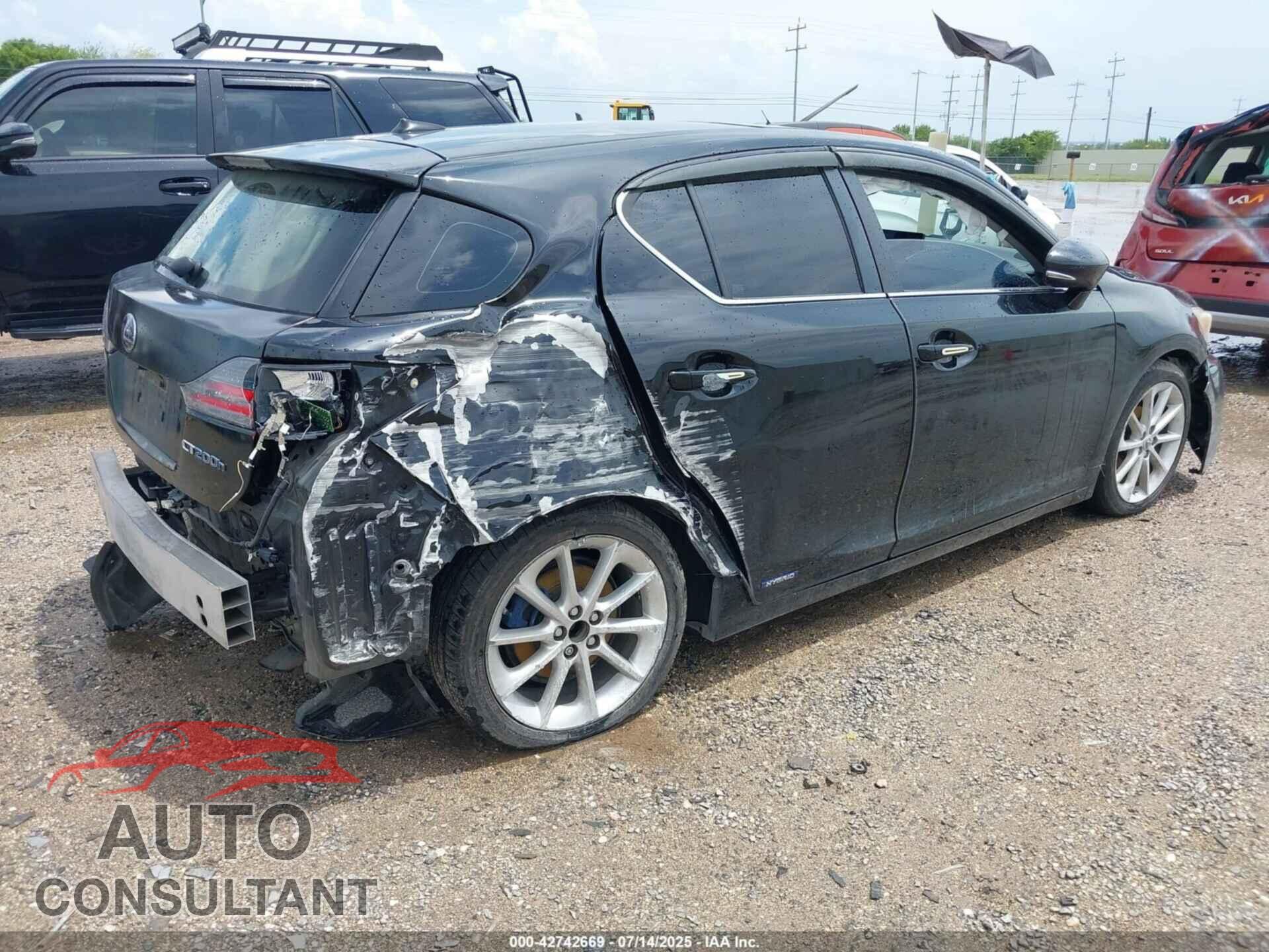 LEXUS CT 200H 2013 - JTHKD5BH8D2172430