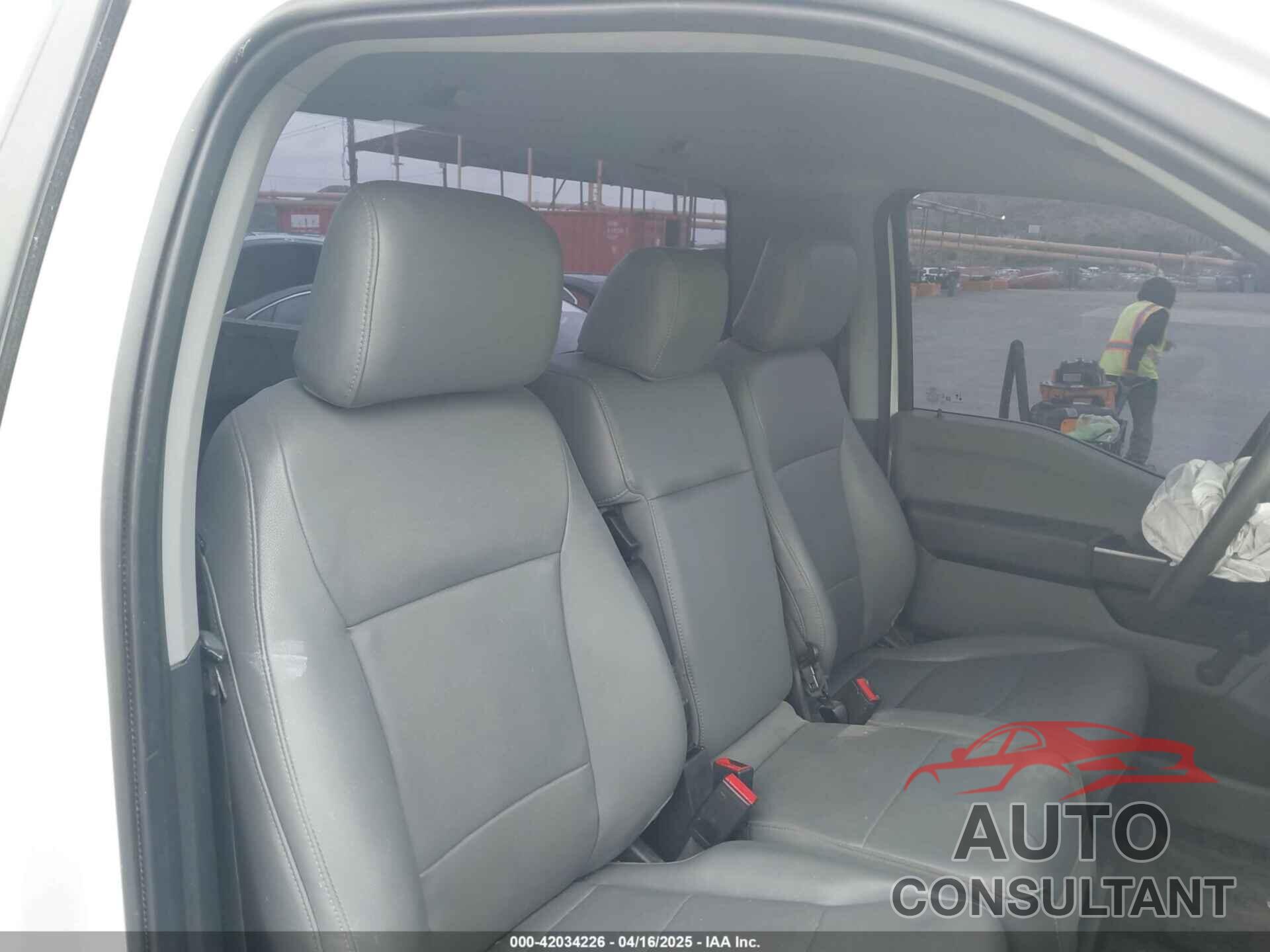 FORD F-150 2022 - 1FTMF1CB4NKE51463