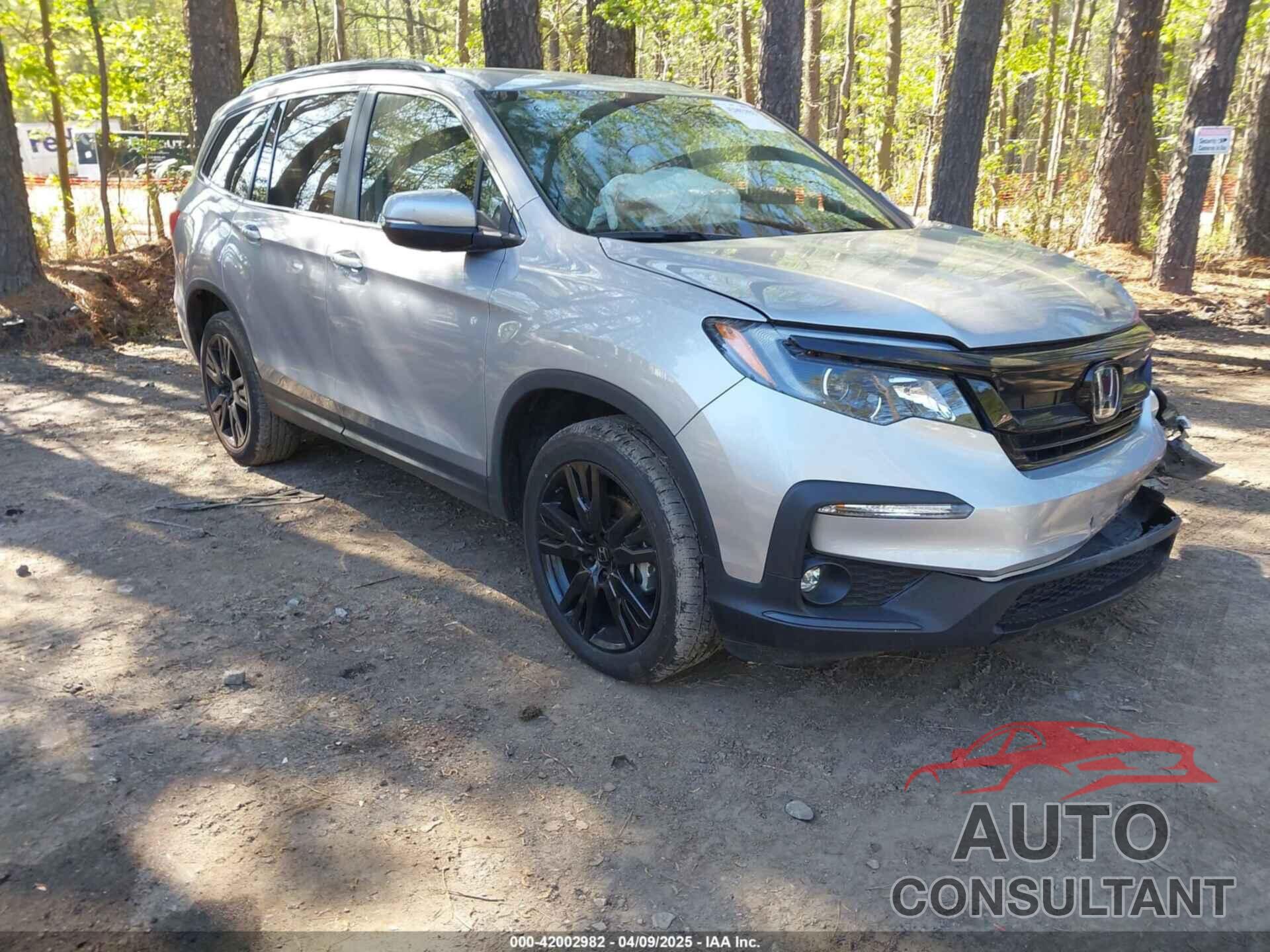 HONDA PILOT 2021 - 5FNYF5H25MB028677