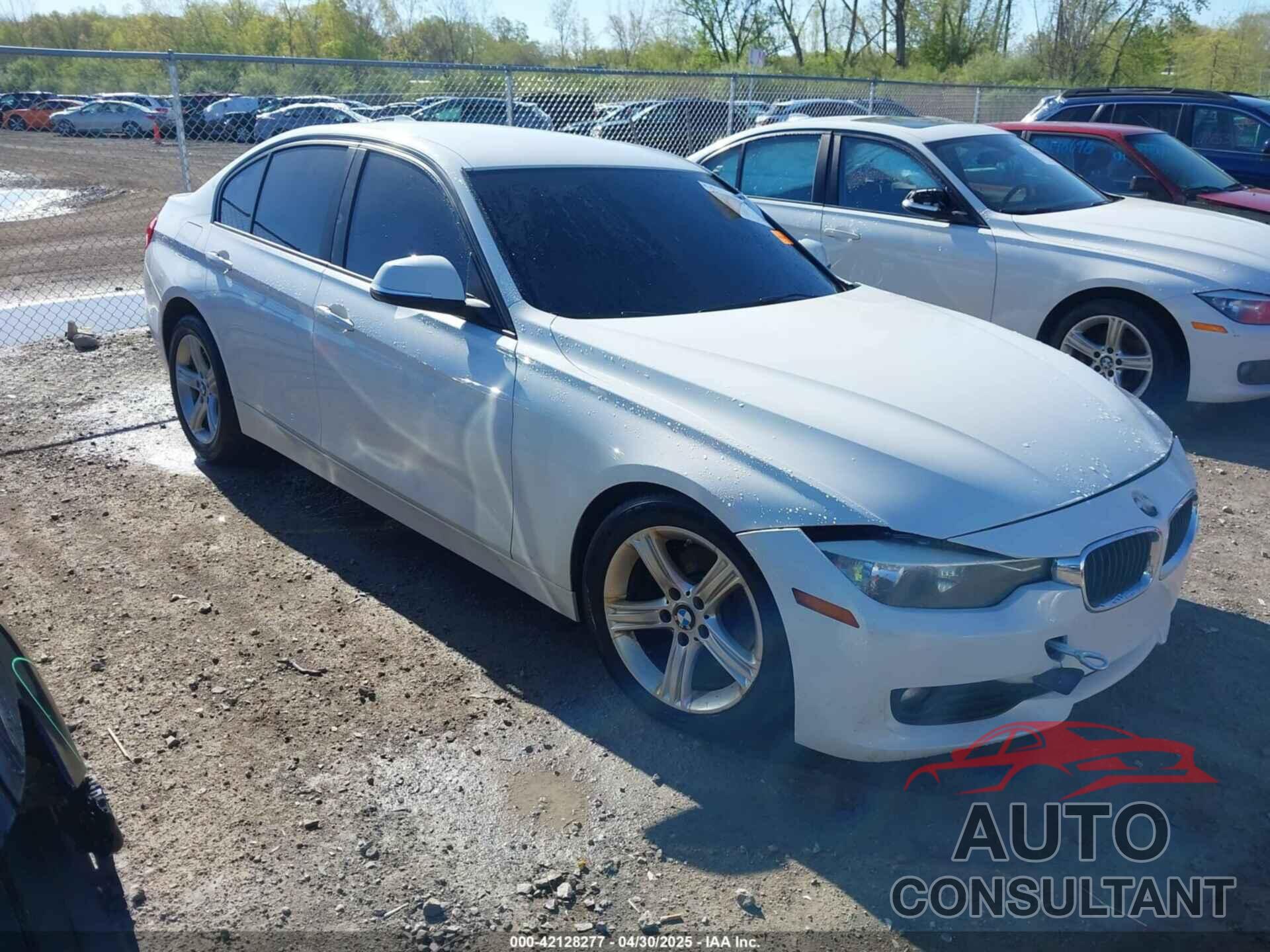 BMW 320I 2015 - WBA3B1G57FNT02019