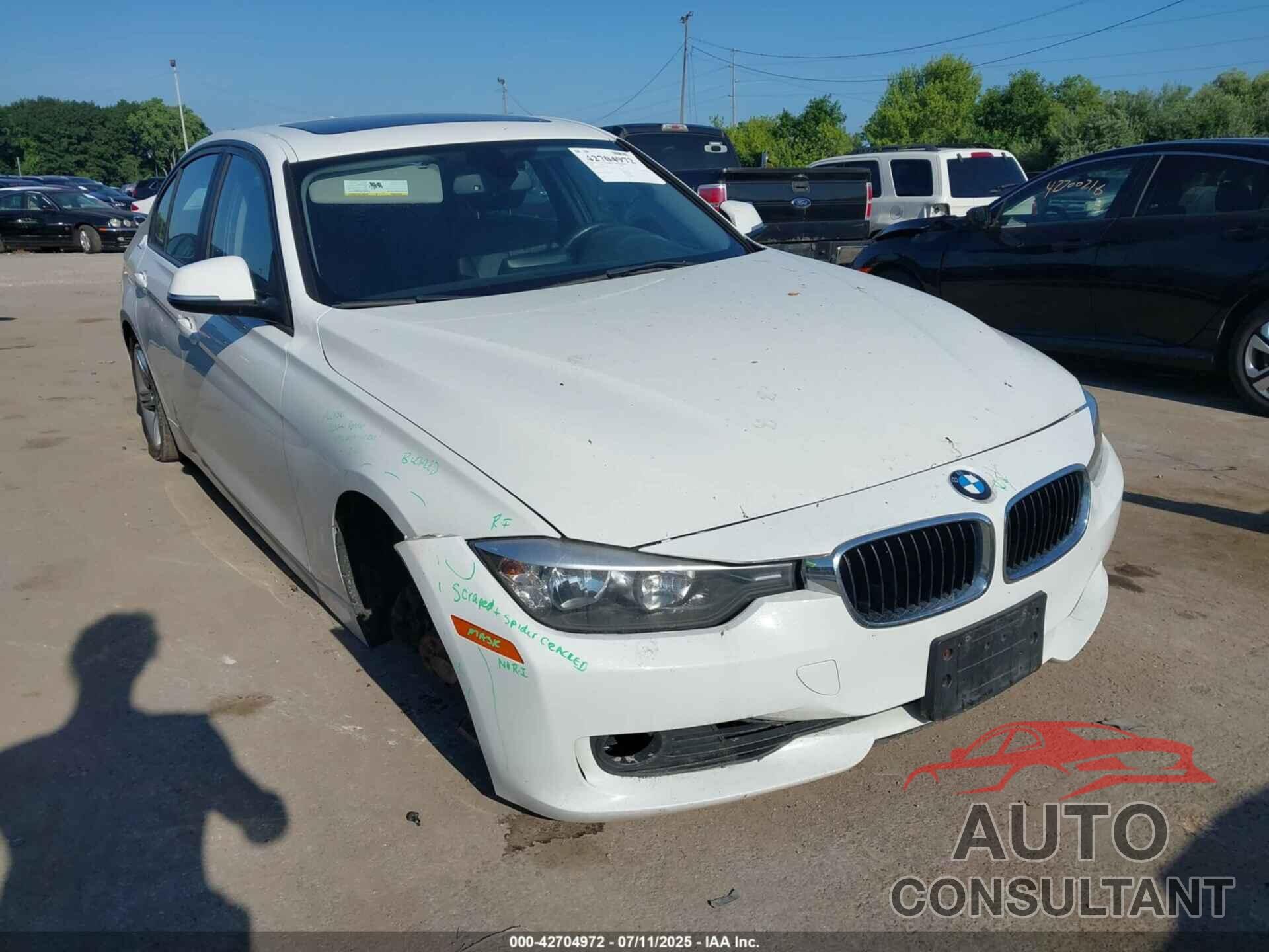 BMW 328I 2014 - WBA3B5G56ENS10972