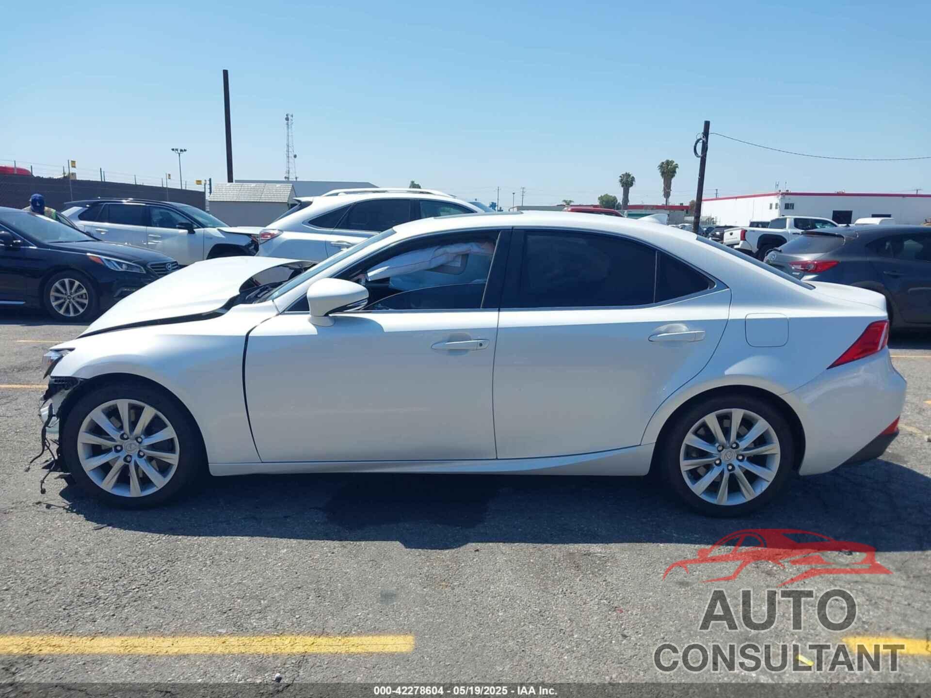 LEXUS IS 200T 2016 - JTHBA1D22G5036596