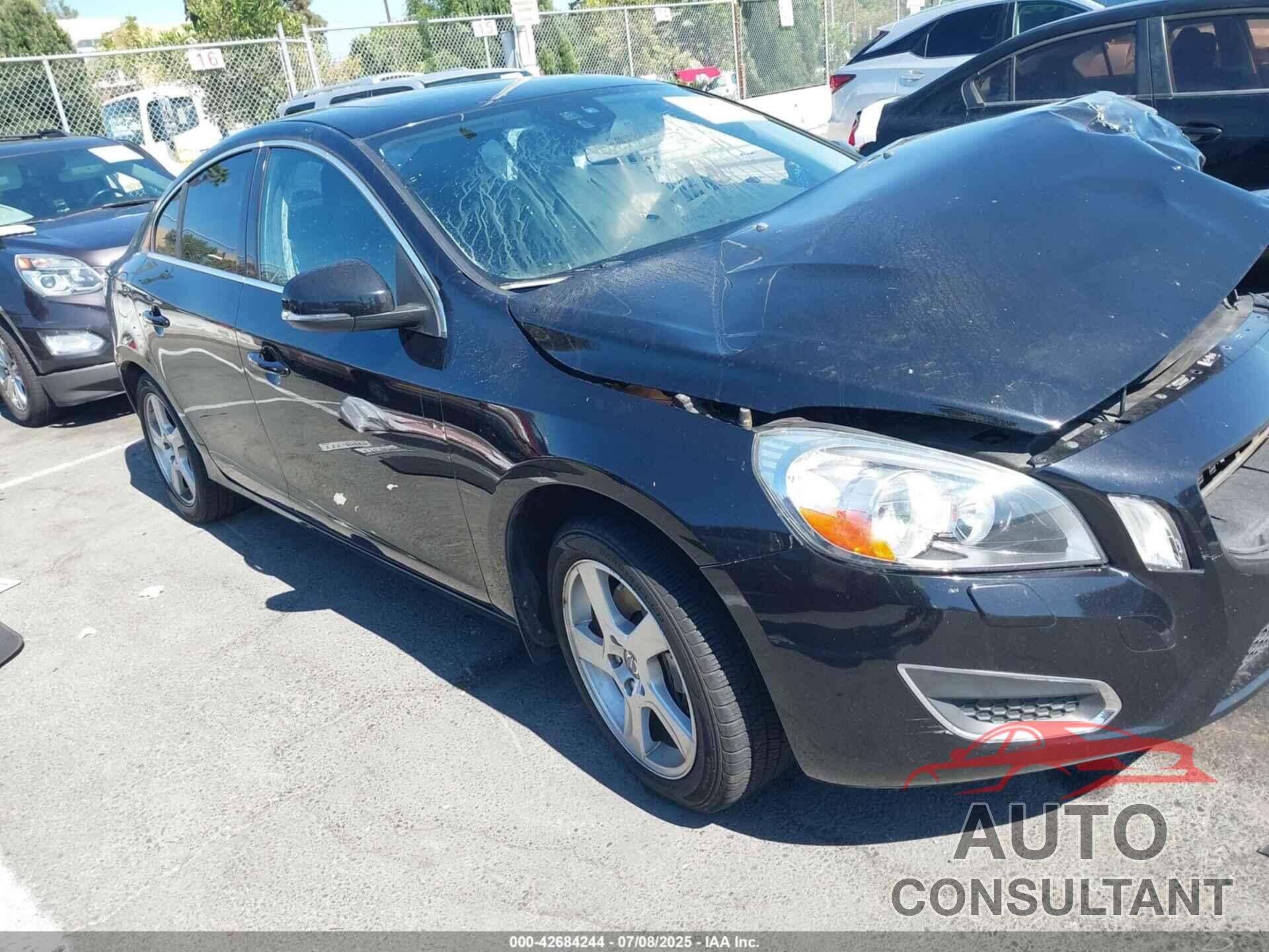 VOLVO S60 2012 - YV1622FSXC2093928