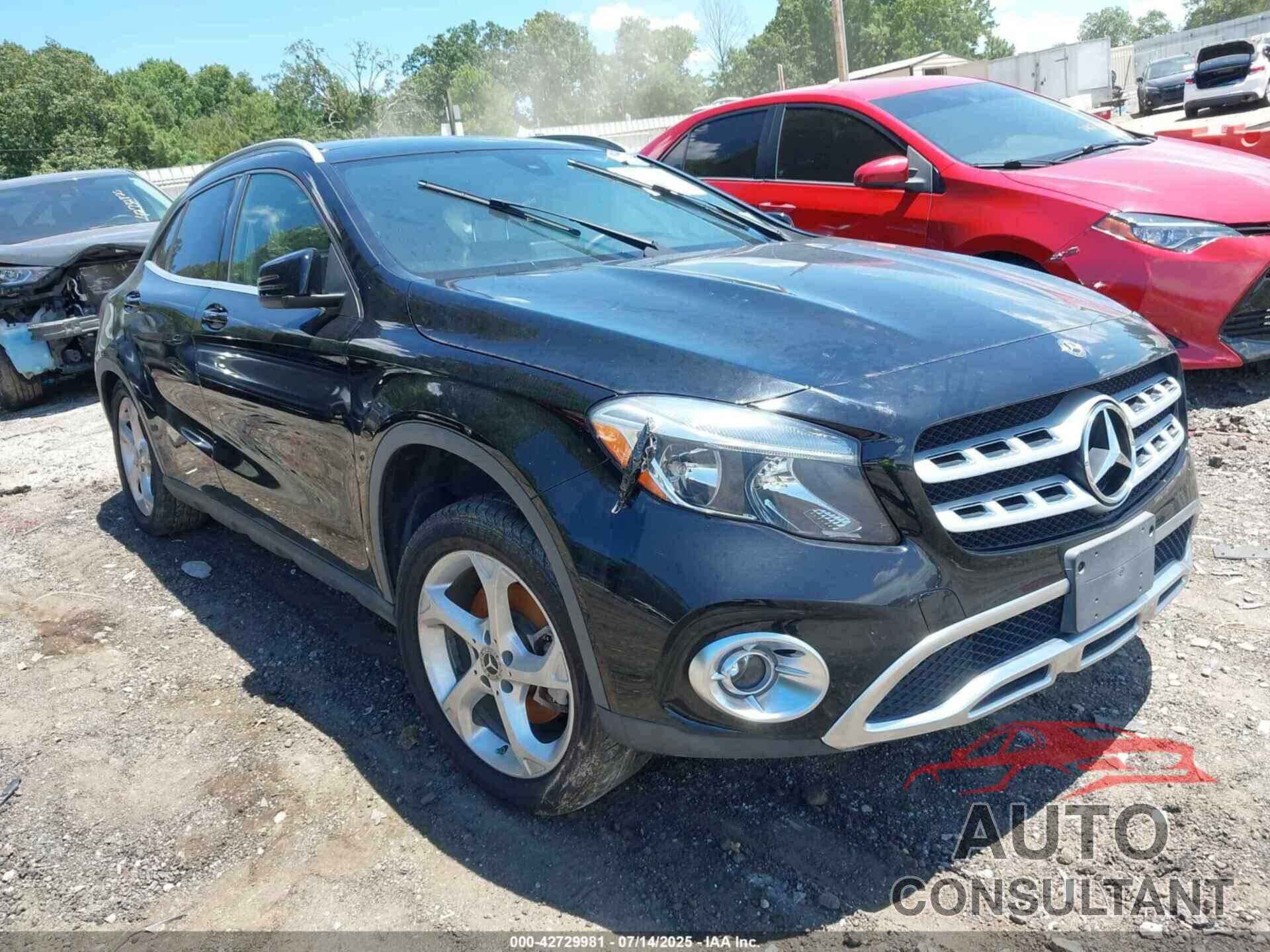 MERCEDES-BENZ GLA 250 2019 - WDCTG4EB6KJ546495
