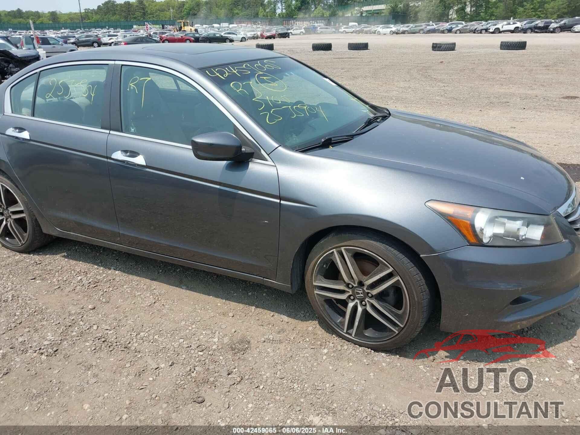 HONDA ACCORD 2012 - 1HGCP3F86CA040302