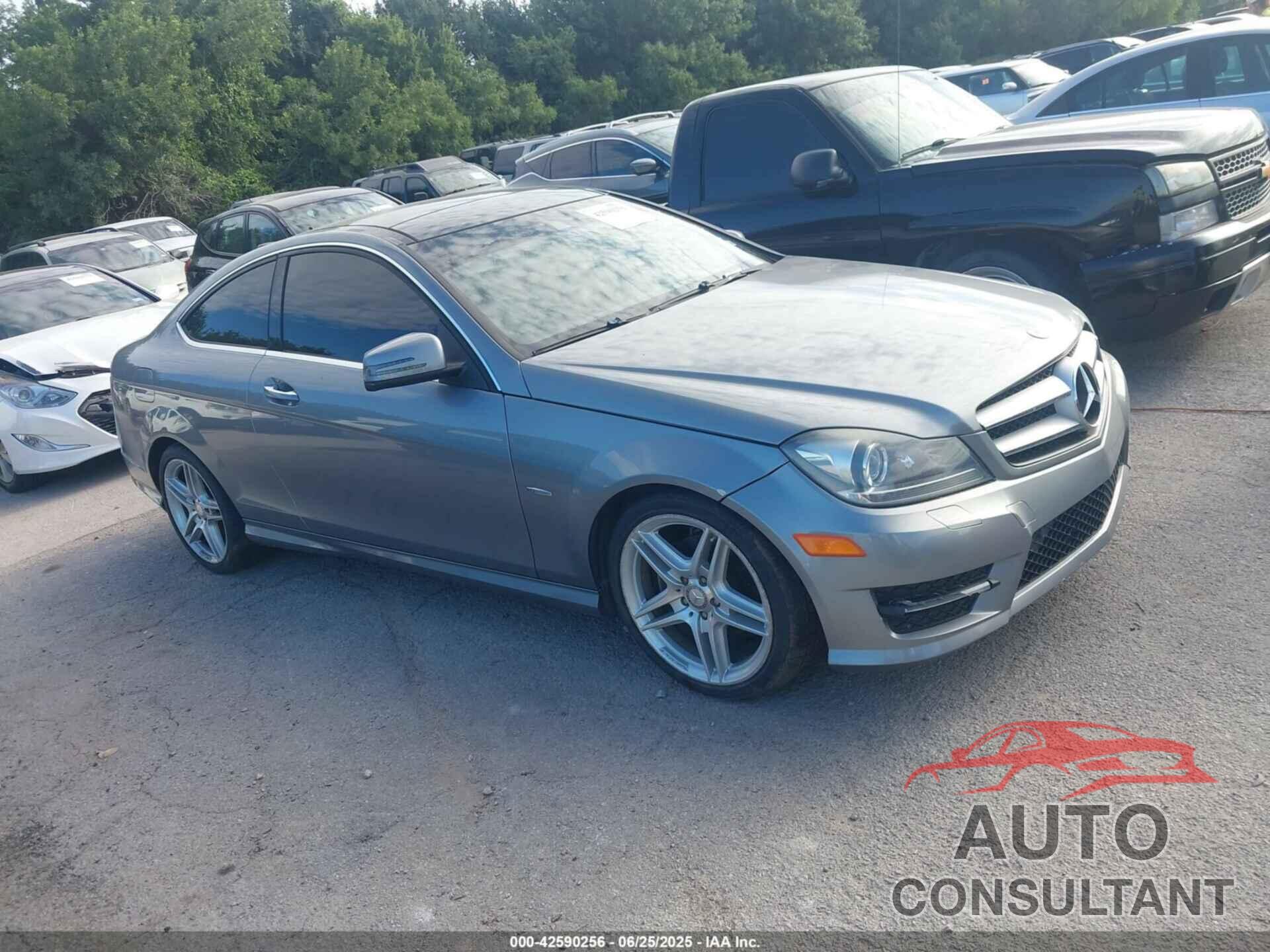 MERCEDES-BENZ C 250 2012 - WDDGJ4HBXCF777446