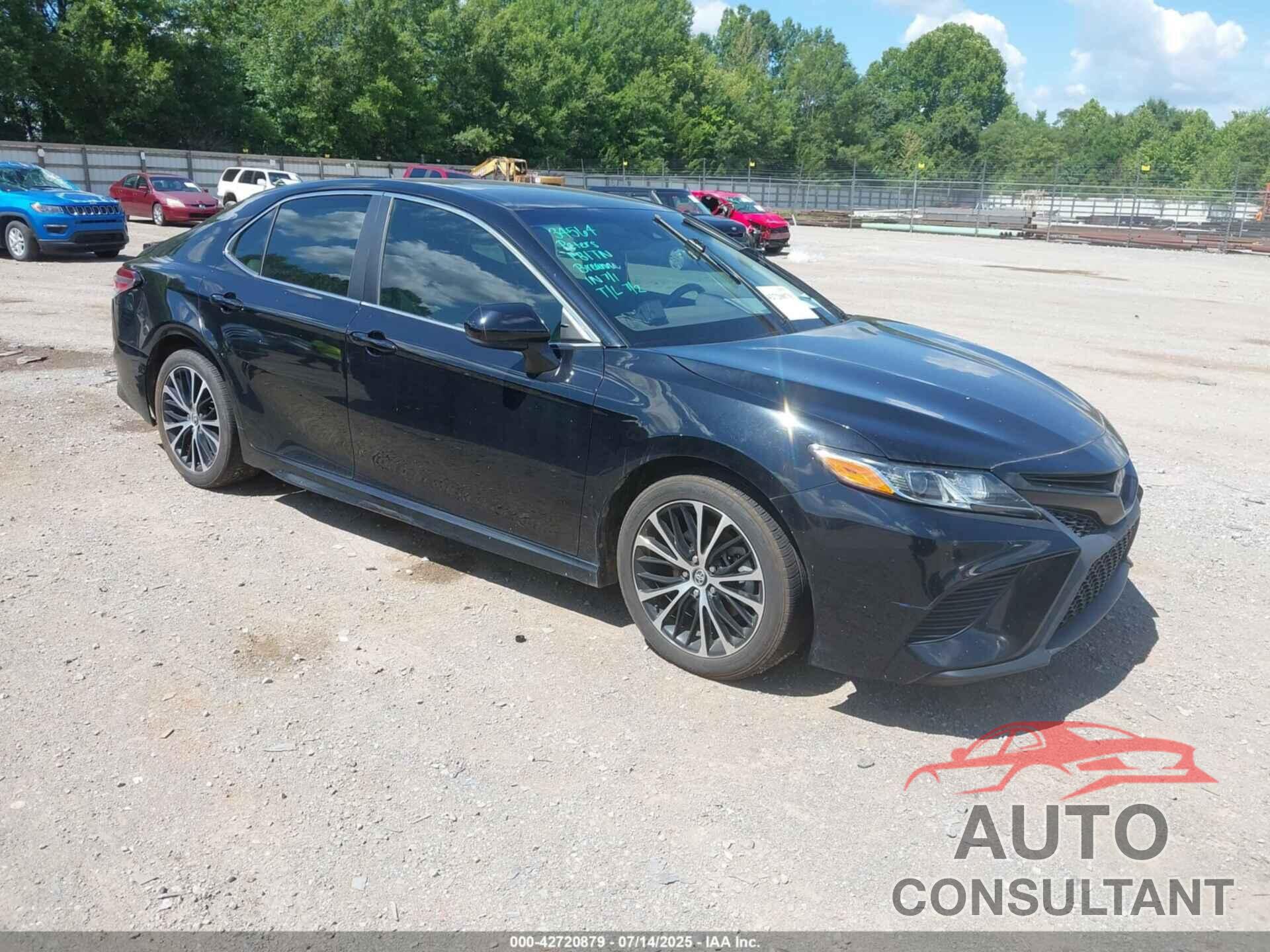 TOYOTA CAMRY 2020 - 4T1G11AK8LU309404