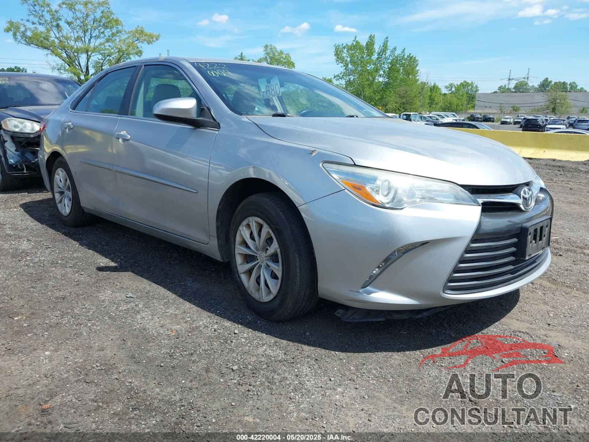 TOYOTA CAMRY 2015 - 4T4BF1FK6FR492445
