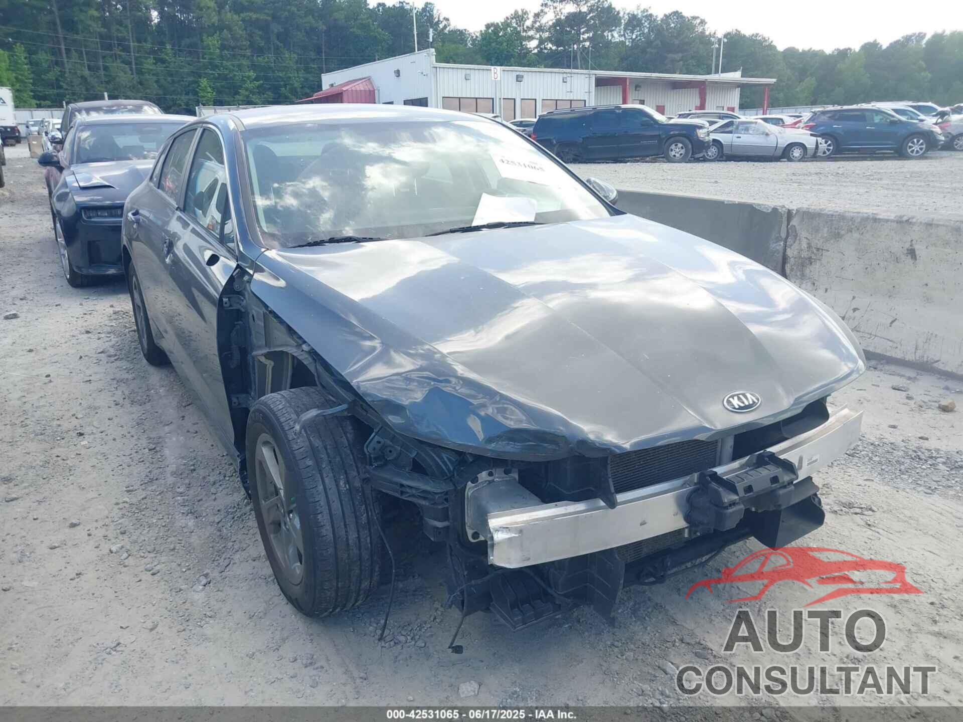 KIA K5 2021 - 5XXG14J21MG065740