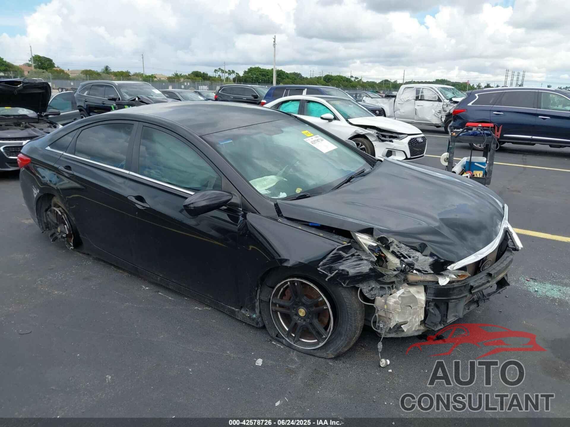 HYUNDAI SONATA 2011 - 5NPEB4AC3BH082215