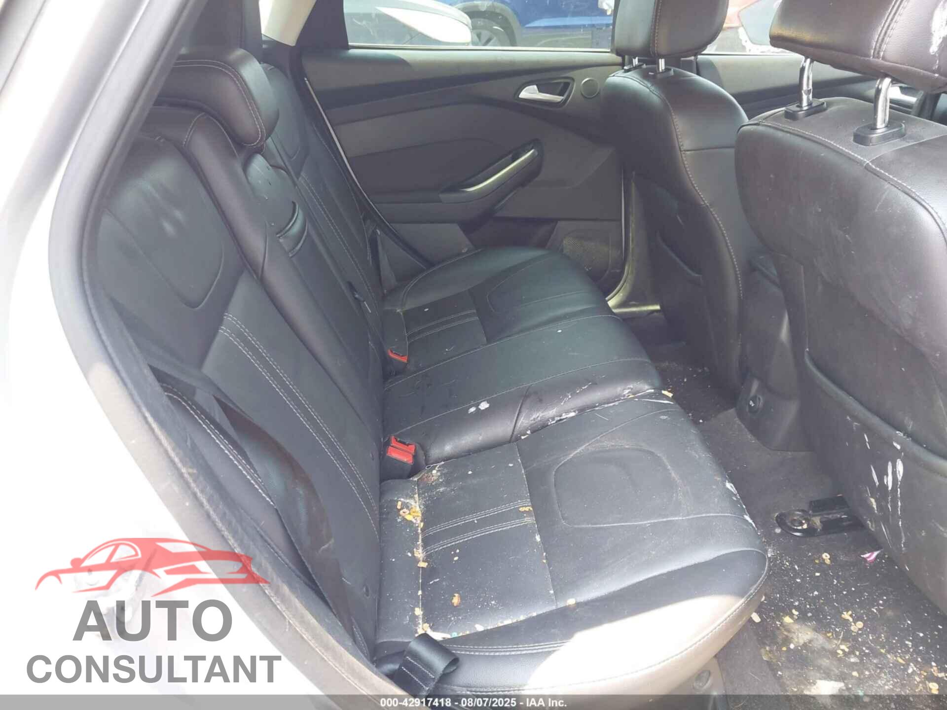 FORD FOCUS 2013 - 1FADP3N28DL183327