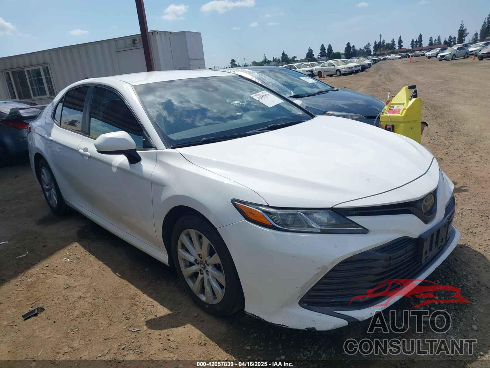 TOYOTA CAMRY 2018 - 4T1B11HKXJU097182