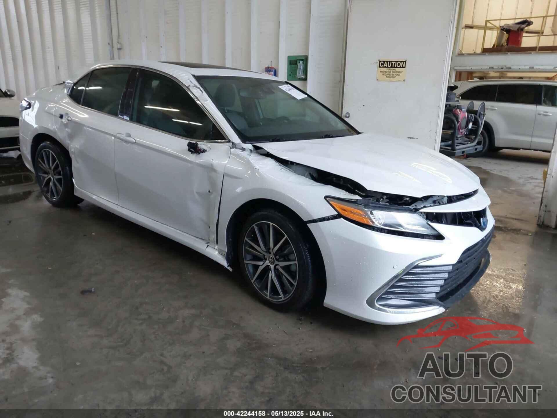 TOYOTA CAMRY 2022 - 4T1F31AK4NU572580