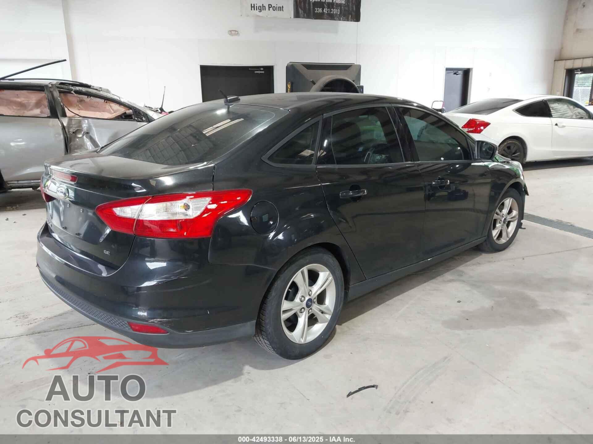 FORD FOCUS 2014 - 1FADP3F2XEL228462