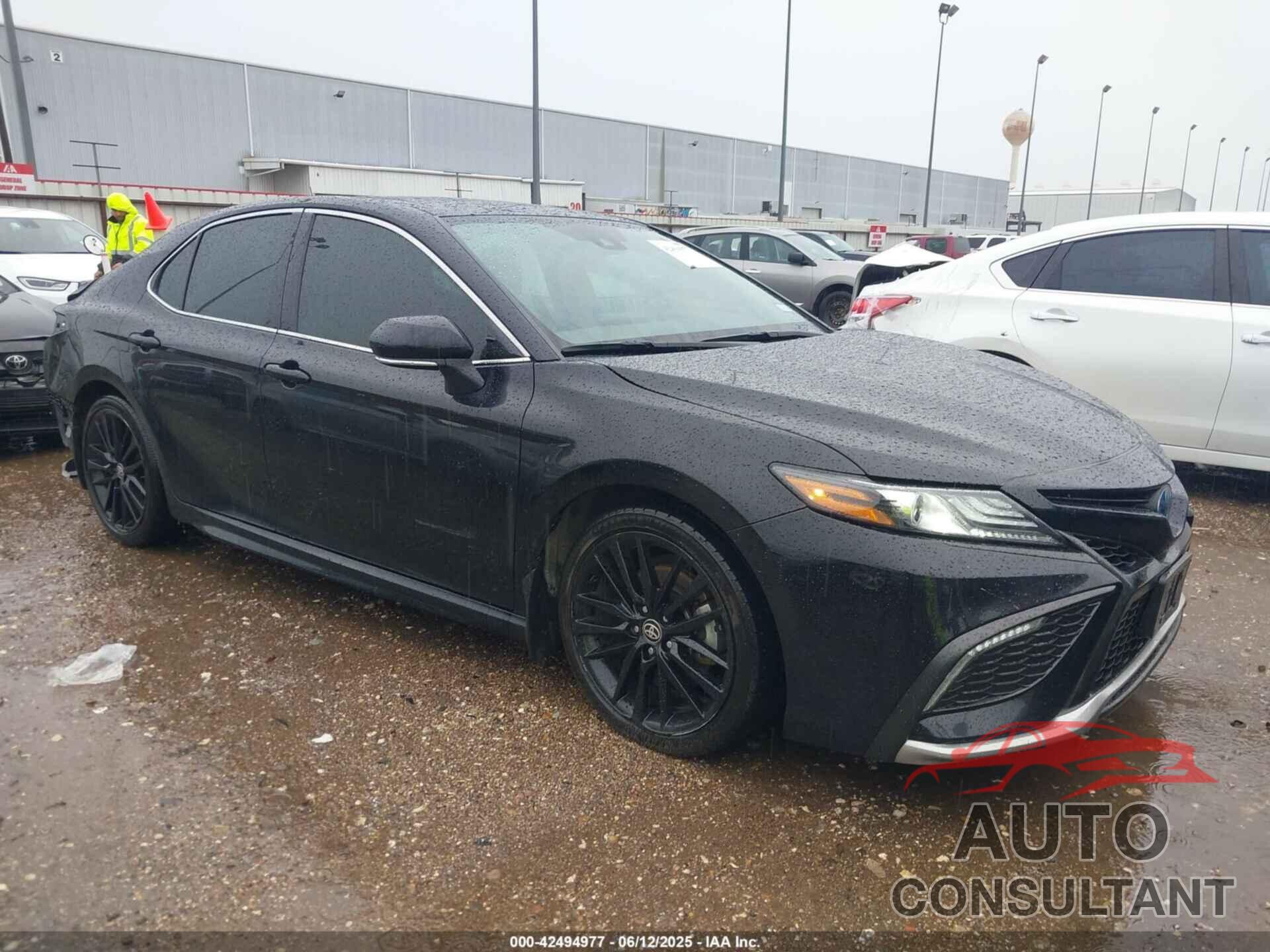 TOYOTA CAMRY HYBRID 2024 - 4T1K31AK3RU624897