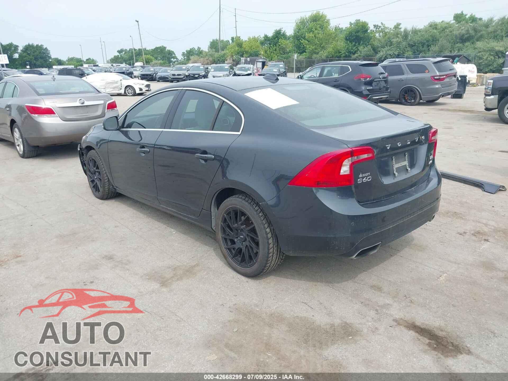 VOLVO S60 2015 - YV1612TK4F2365417