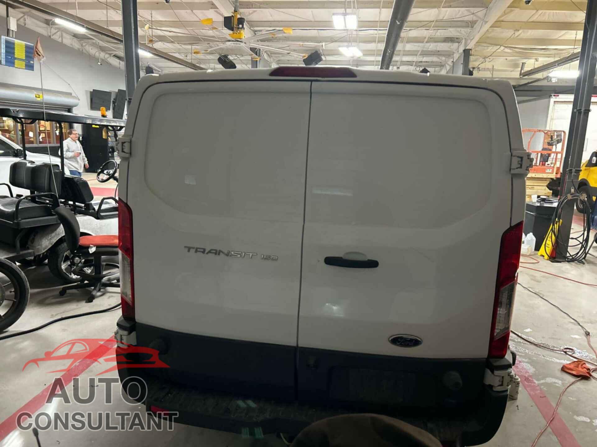 FORD TRANSIT-150 2015 - 1FTNE2YM3FKB29986