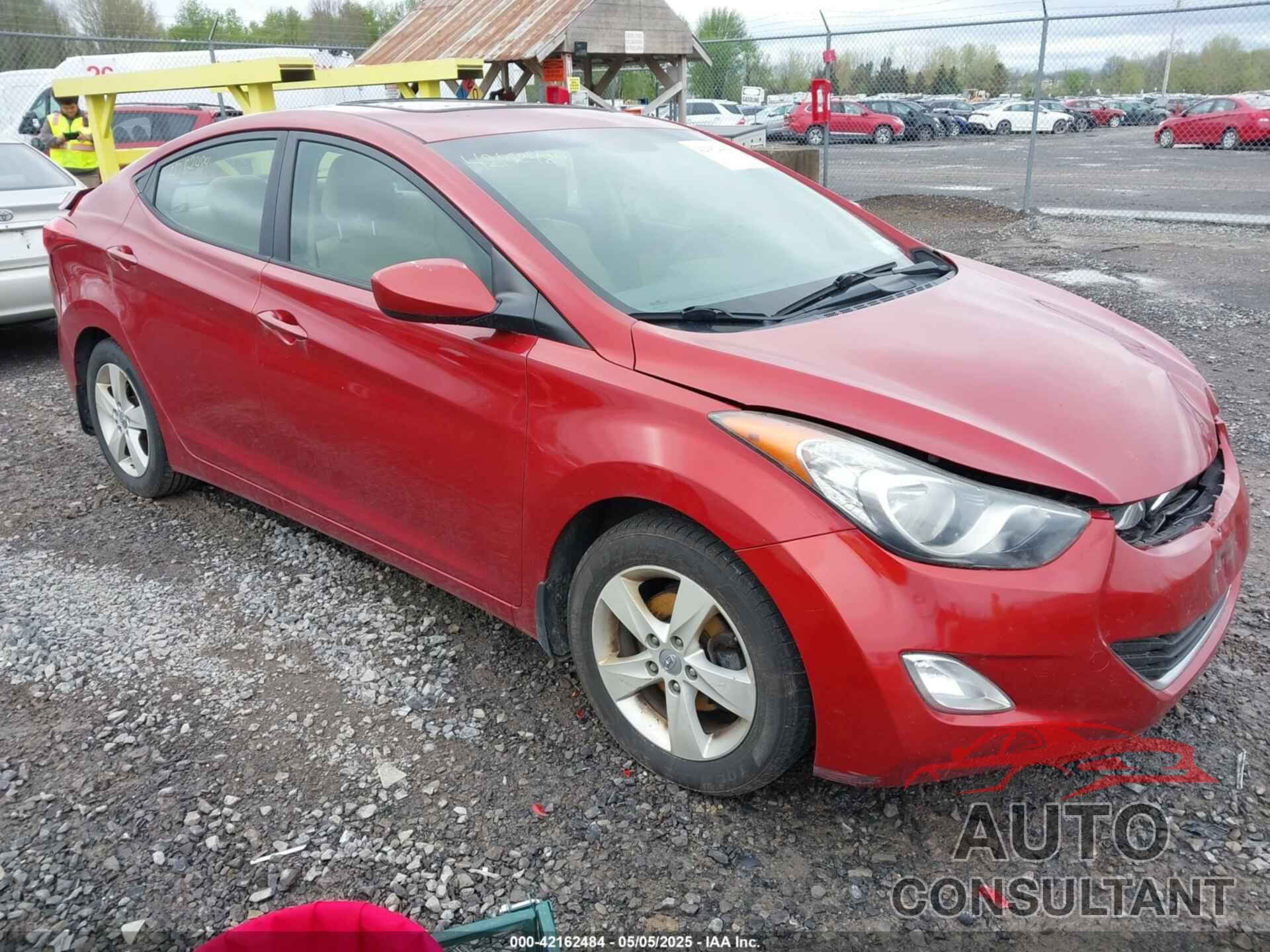 HYUNDAI ELANTRA 2013 - KMHDH4AE1DU729680