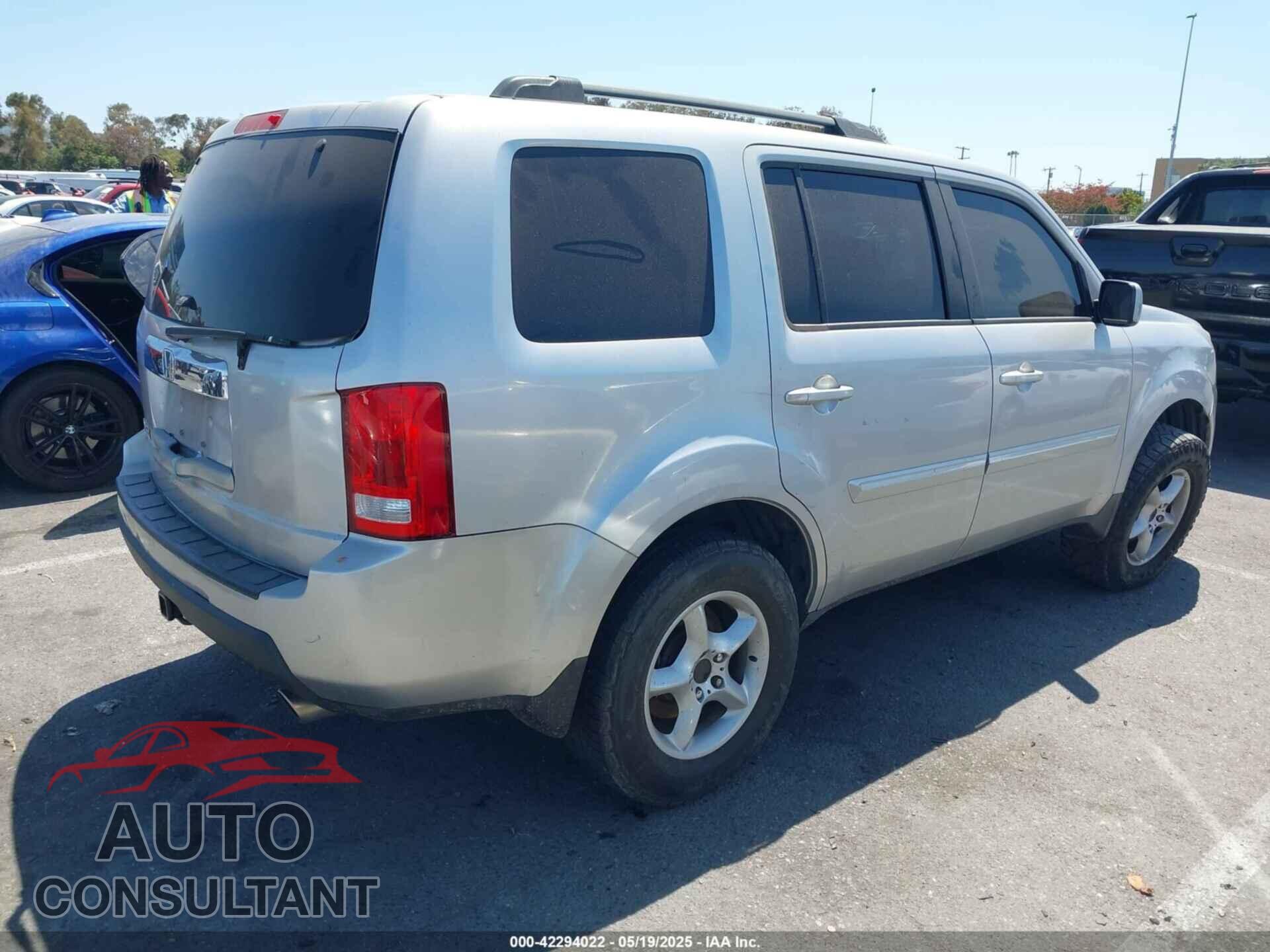 HONDA PILOT 2010 - 5FNYF3H46AB005376